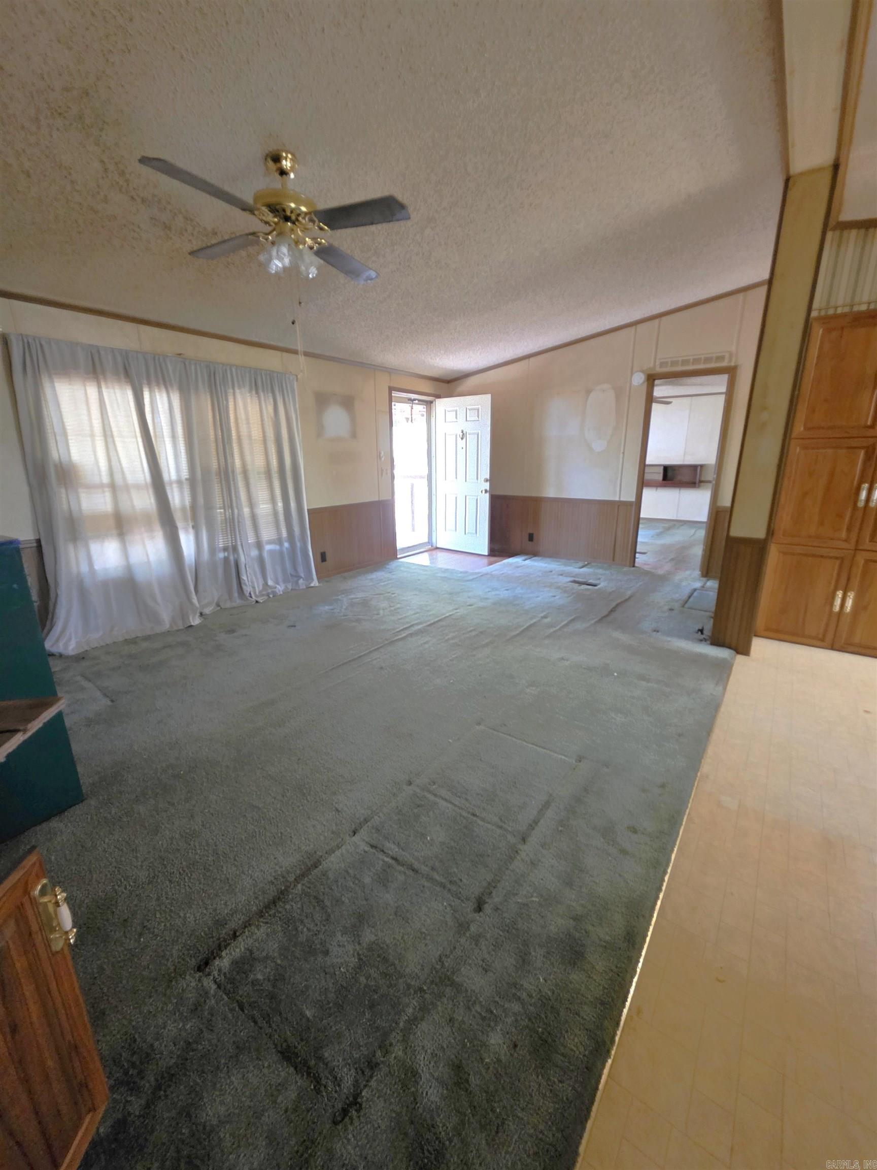 120 Kings Circle Property Photo 19