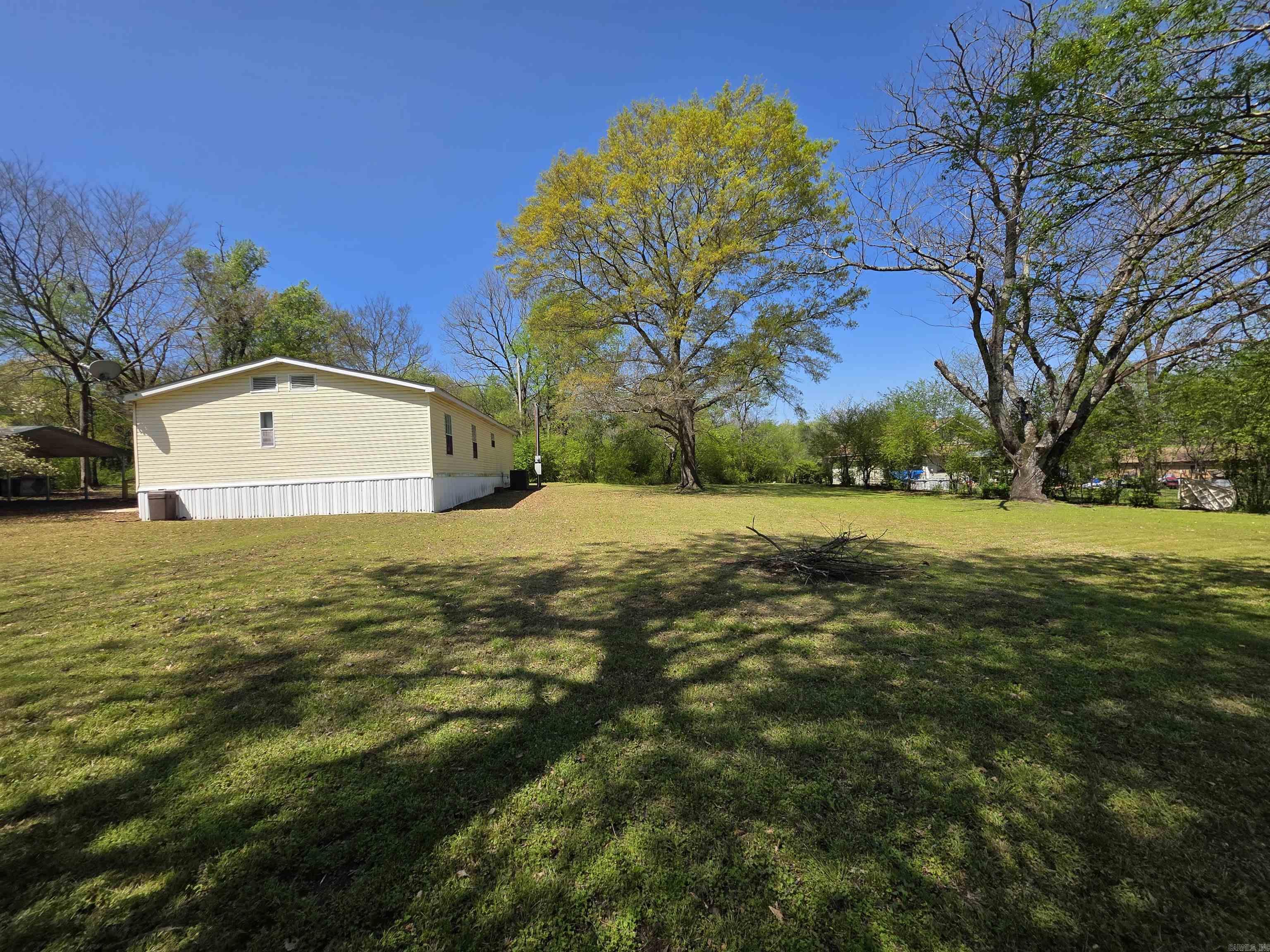 120 Kings Circle Property Photo 20