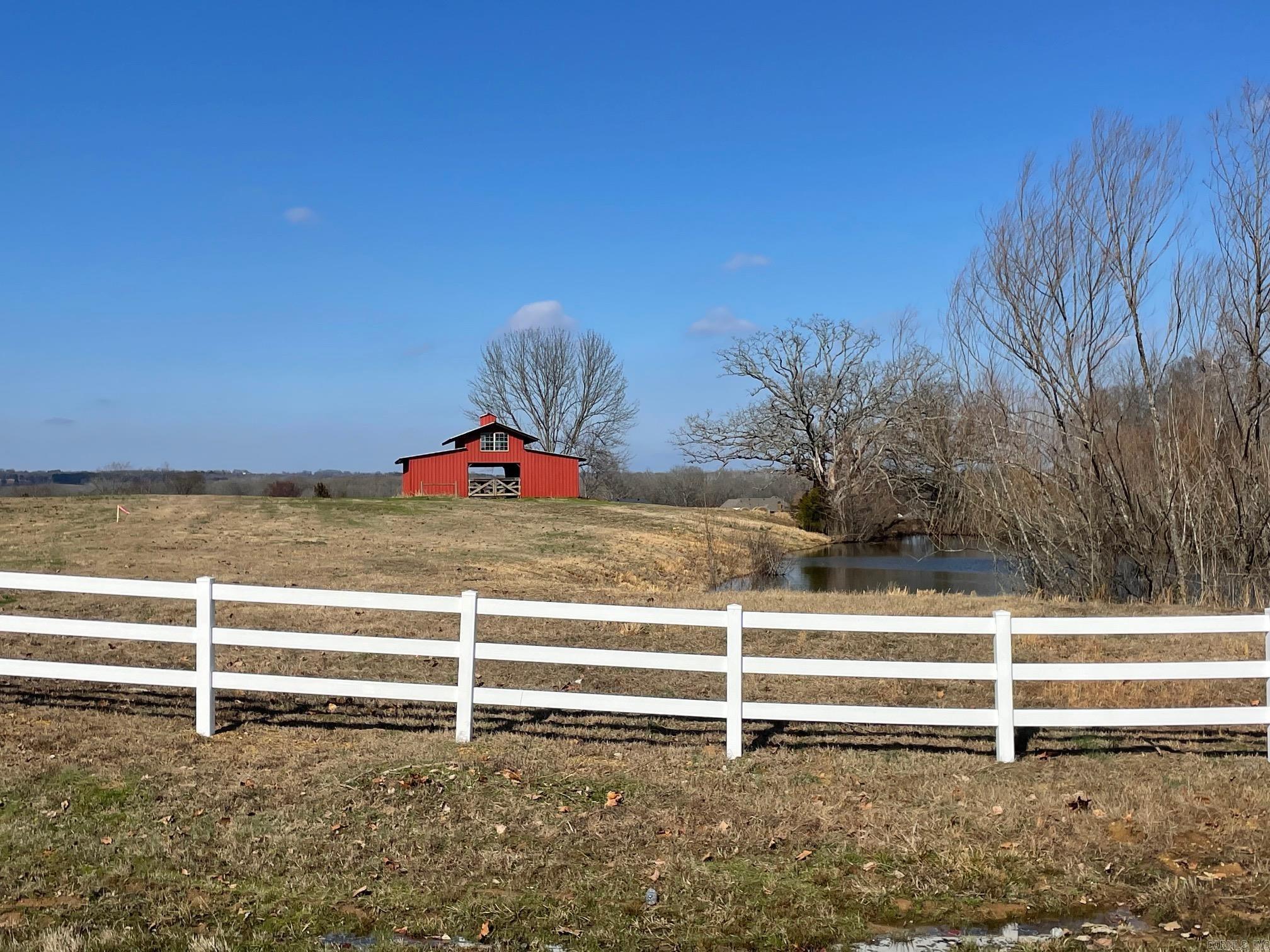 189 E 225 Highway Property Photo 3