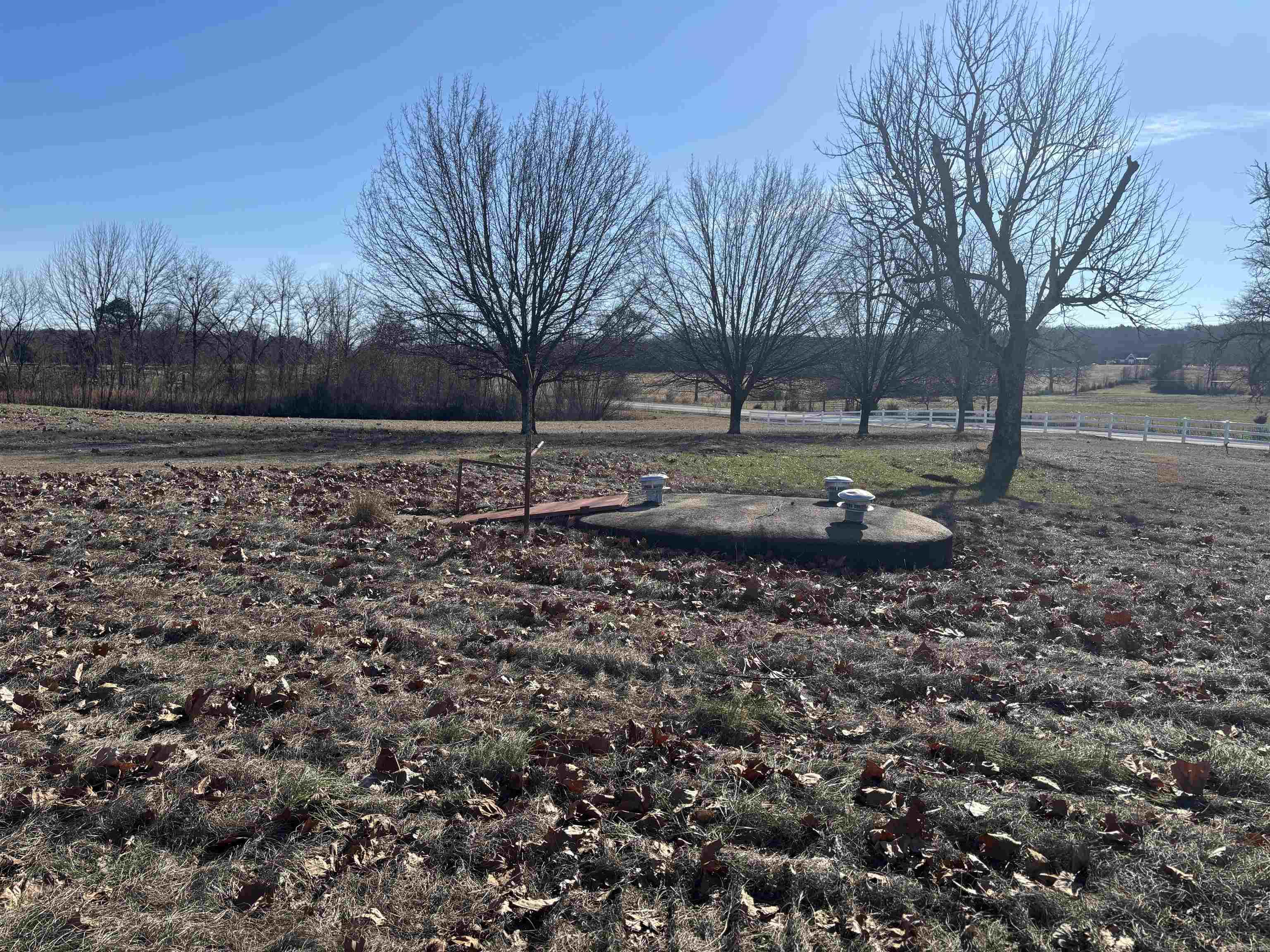 189 E 225 Highway Property Photo 11