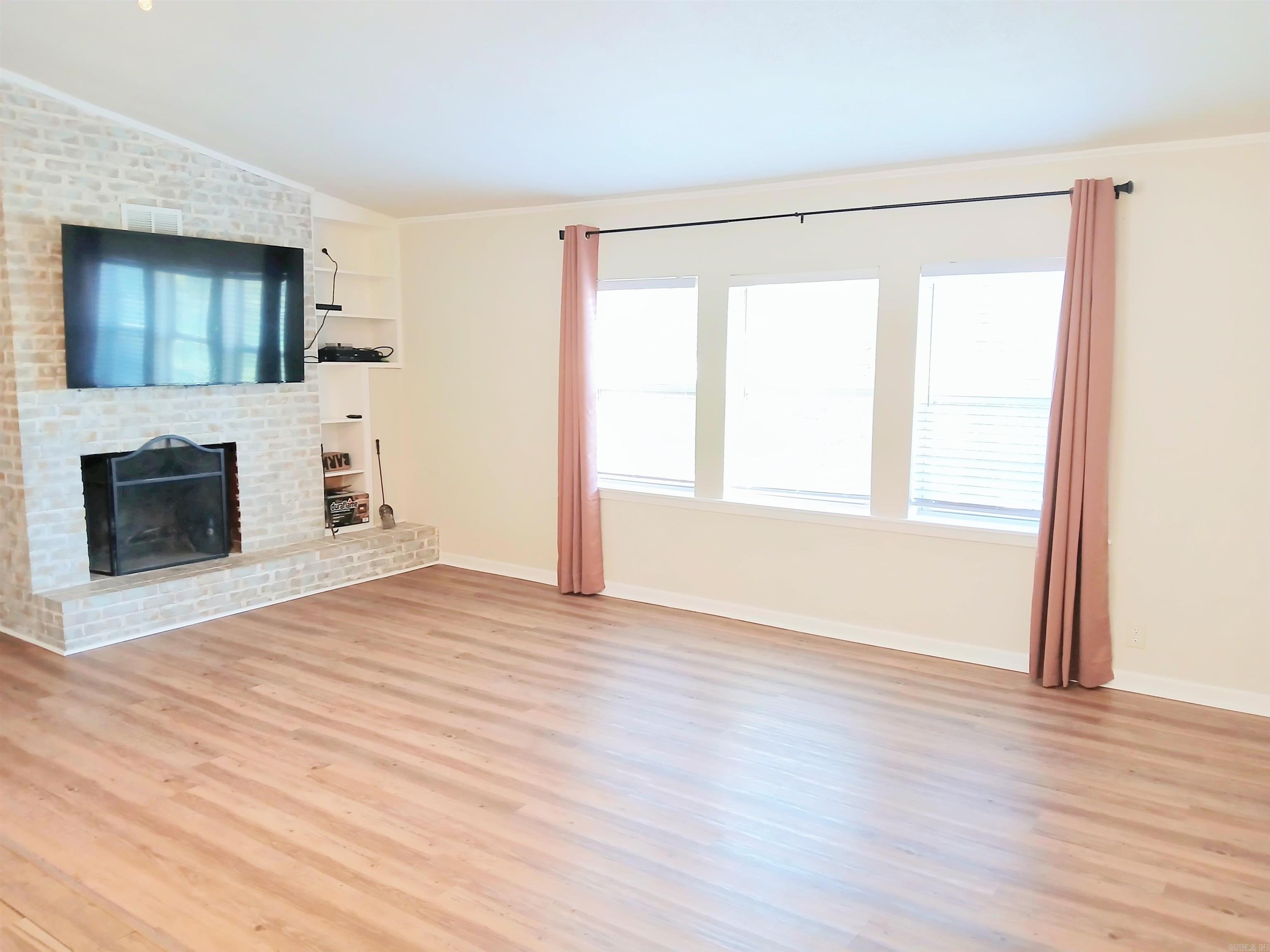 232 Elmbrook Terrace Property Photo 7