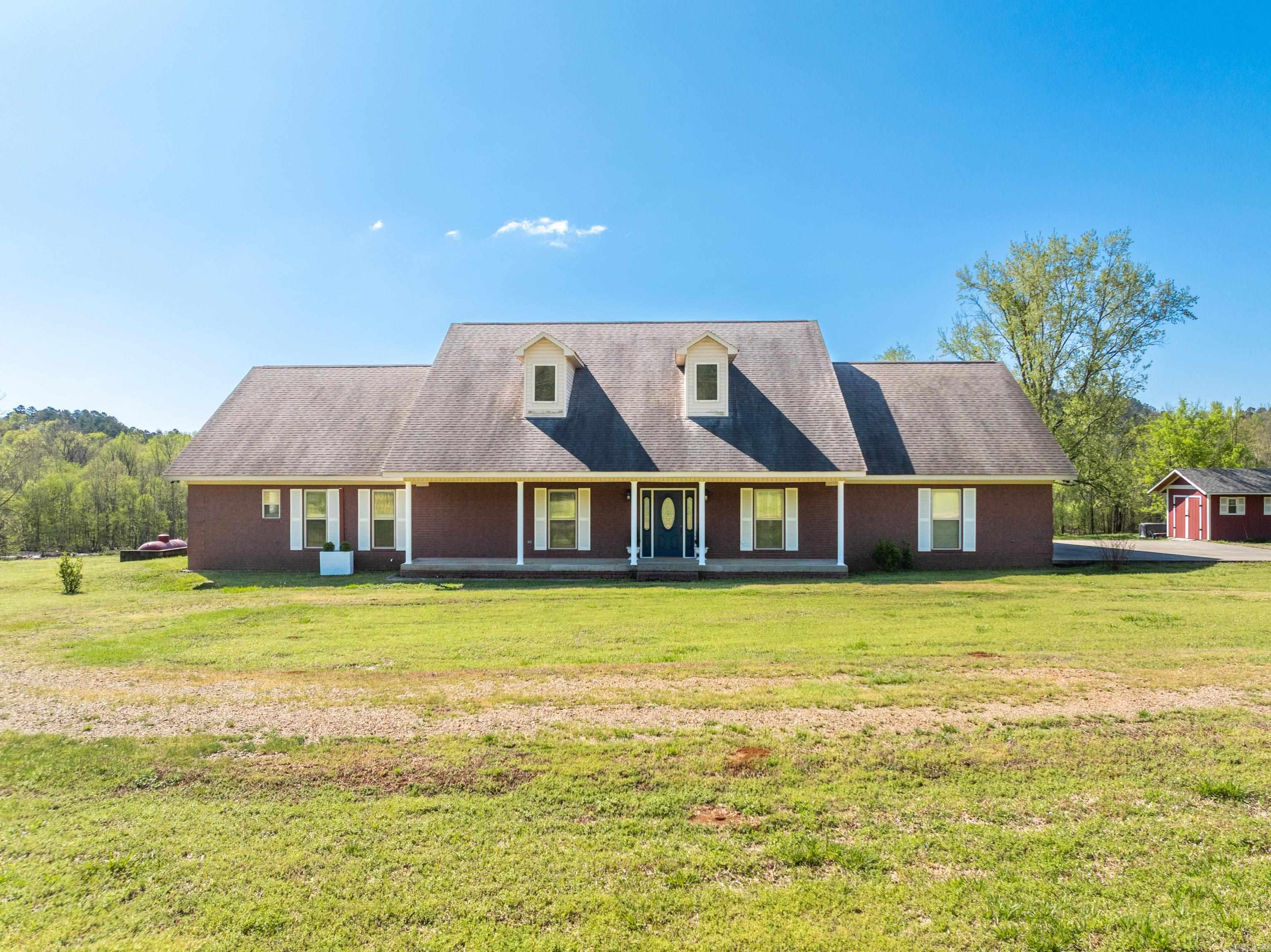 2817 Hwy 8 Property Photo 1