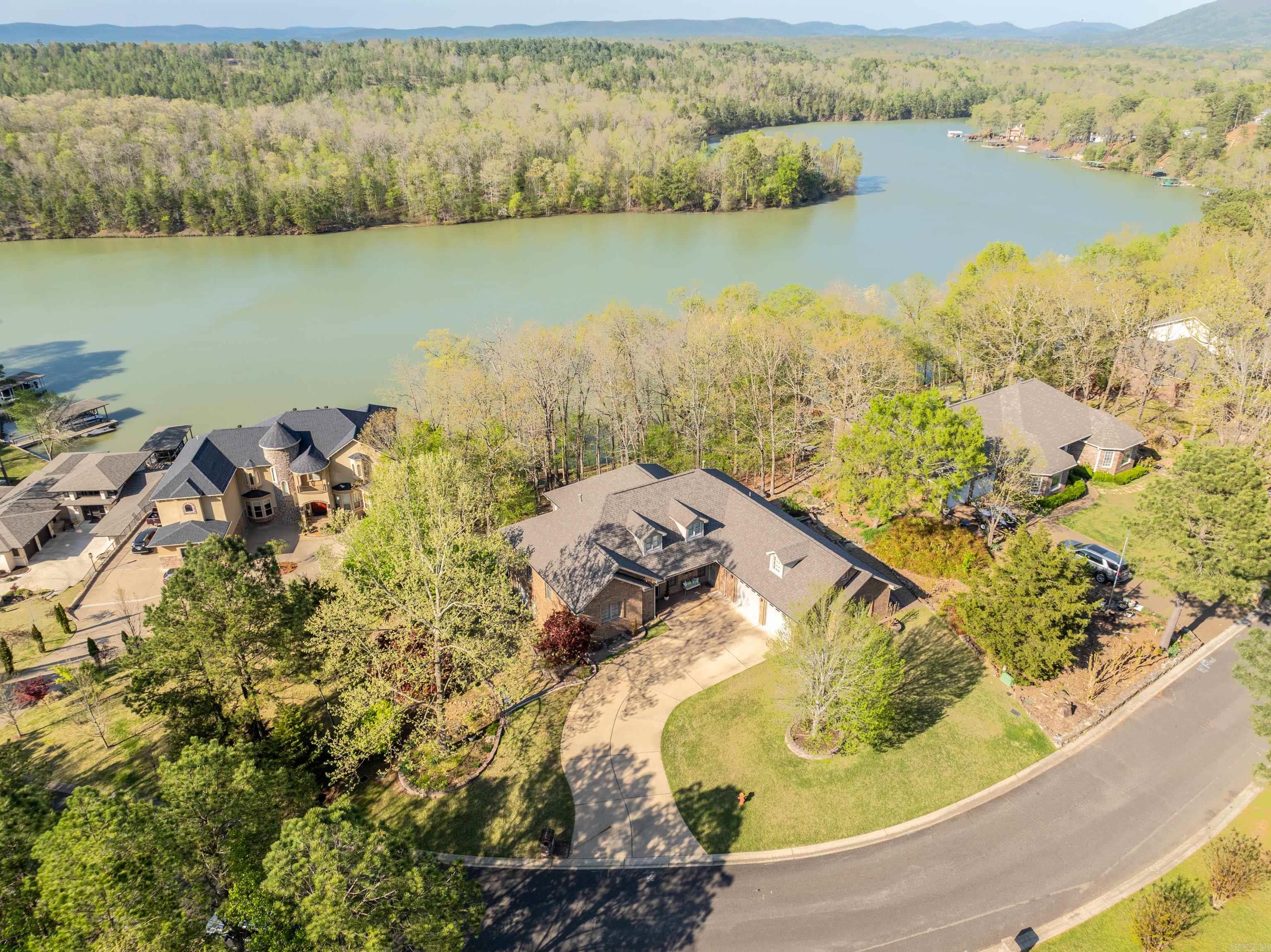 134 Lake Forest Shores Property Photo 1