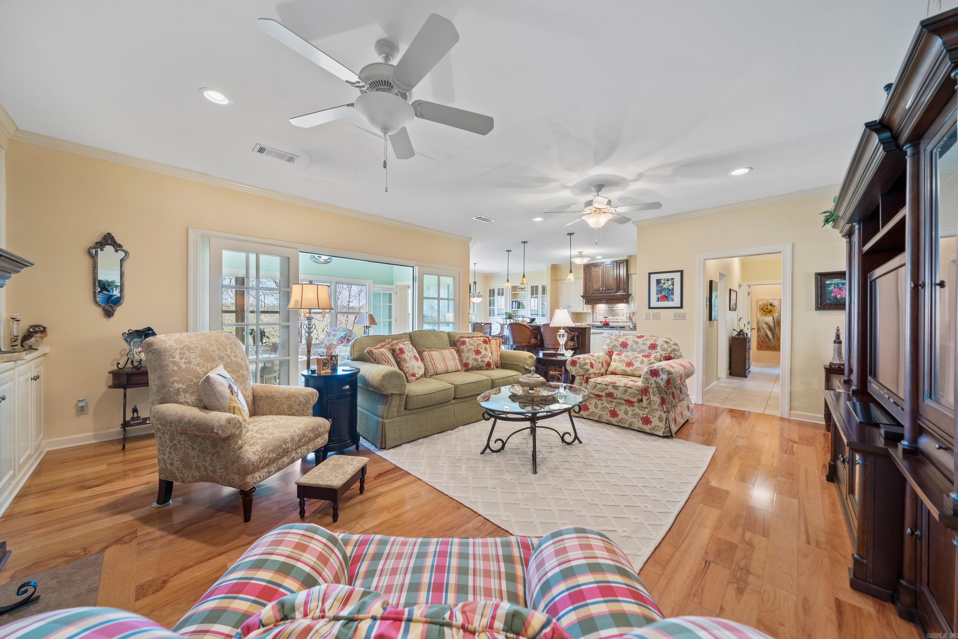 134 Lake Forest Shores Property Photo 9