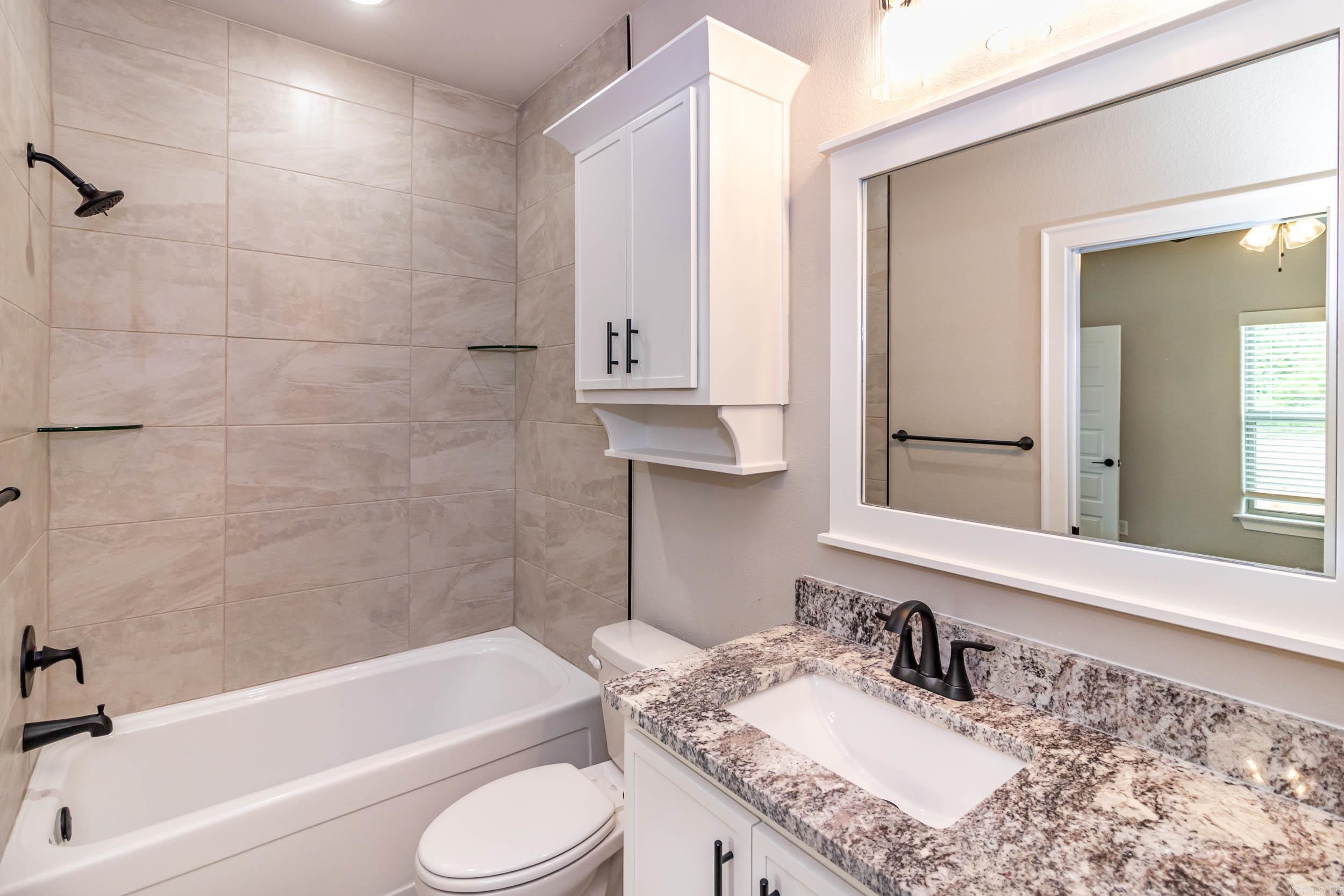 1375 Cittadella Street Property Photo 23
