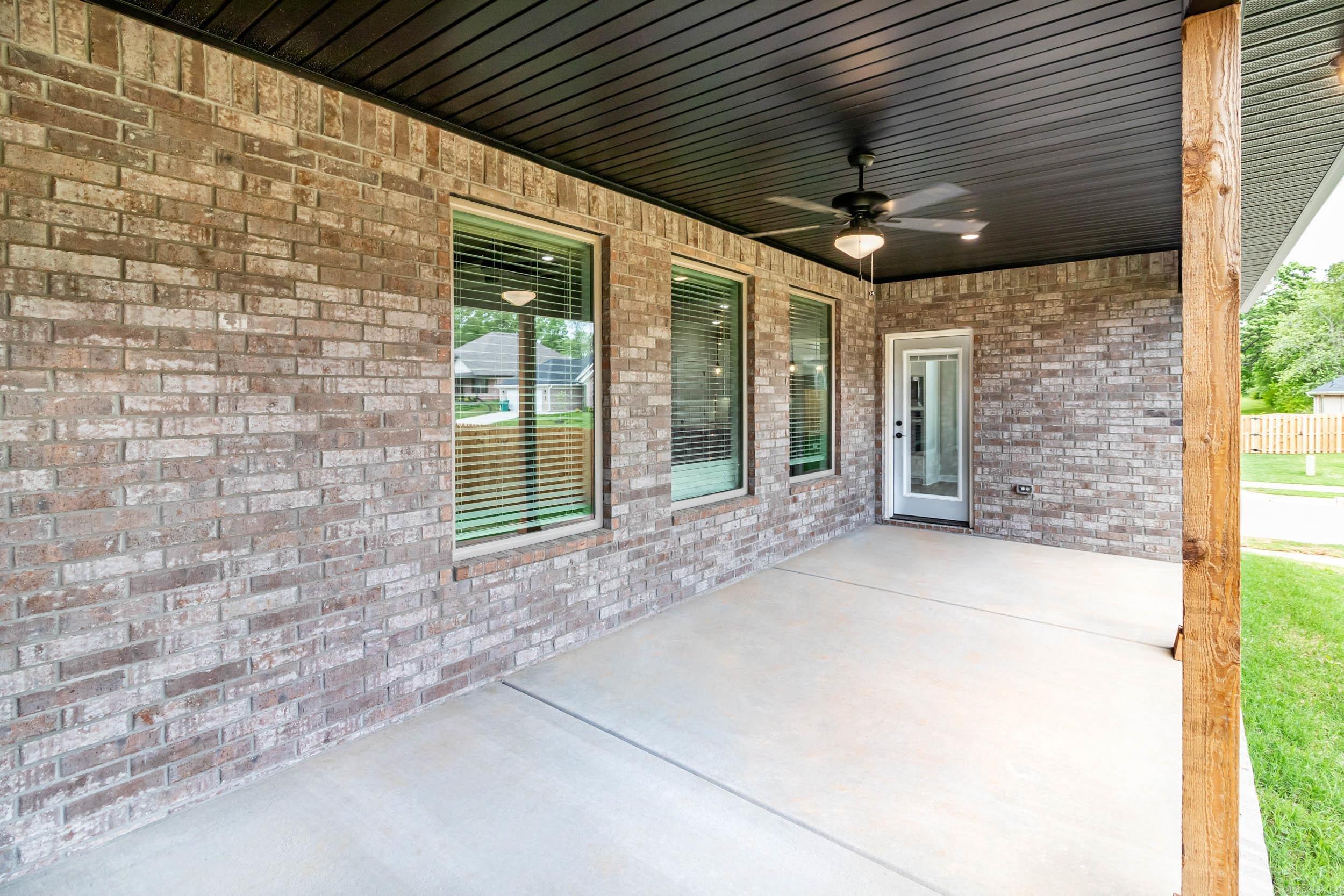 1375 Cittadella Street Property Photo 24