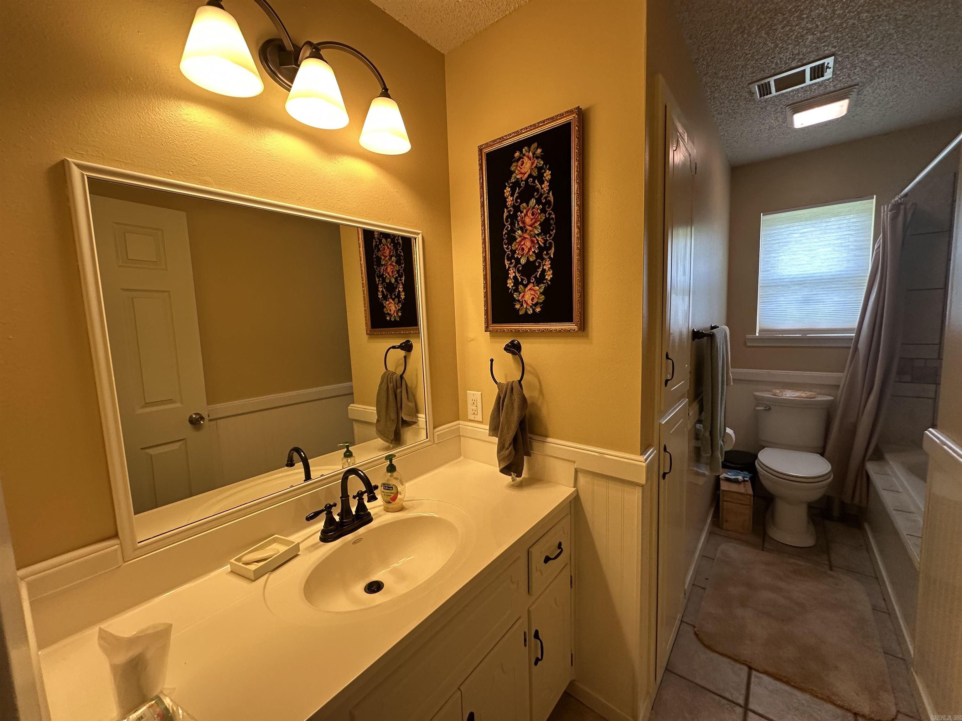 112 Meadow Hill Pl Place Property Photo 4