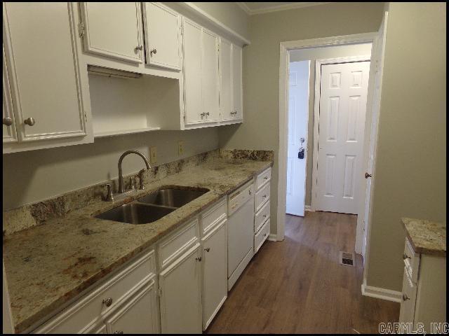1807 Sanford #1 Property Photo 5
