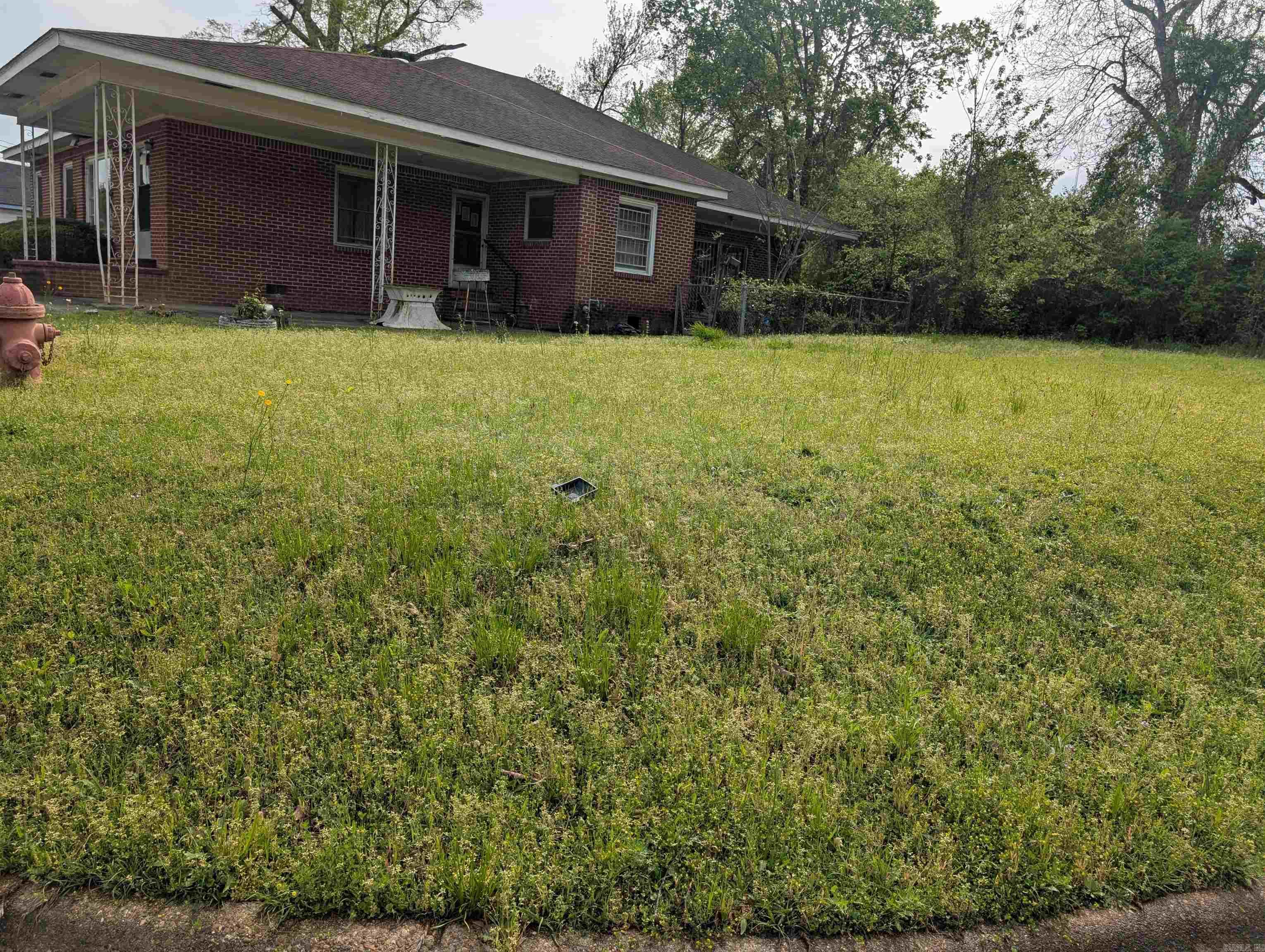 604 Short Ave Property Photo 4