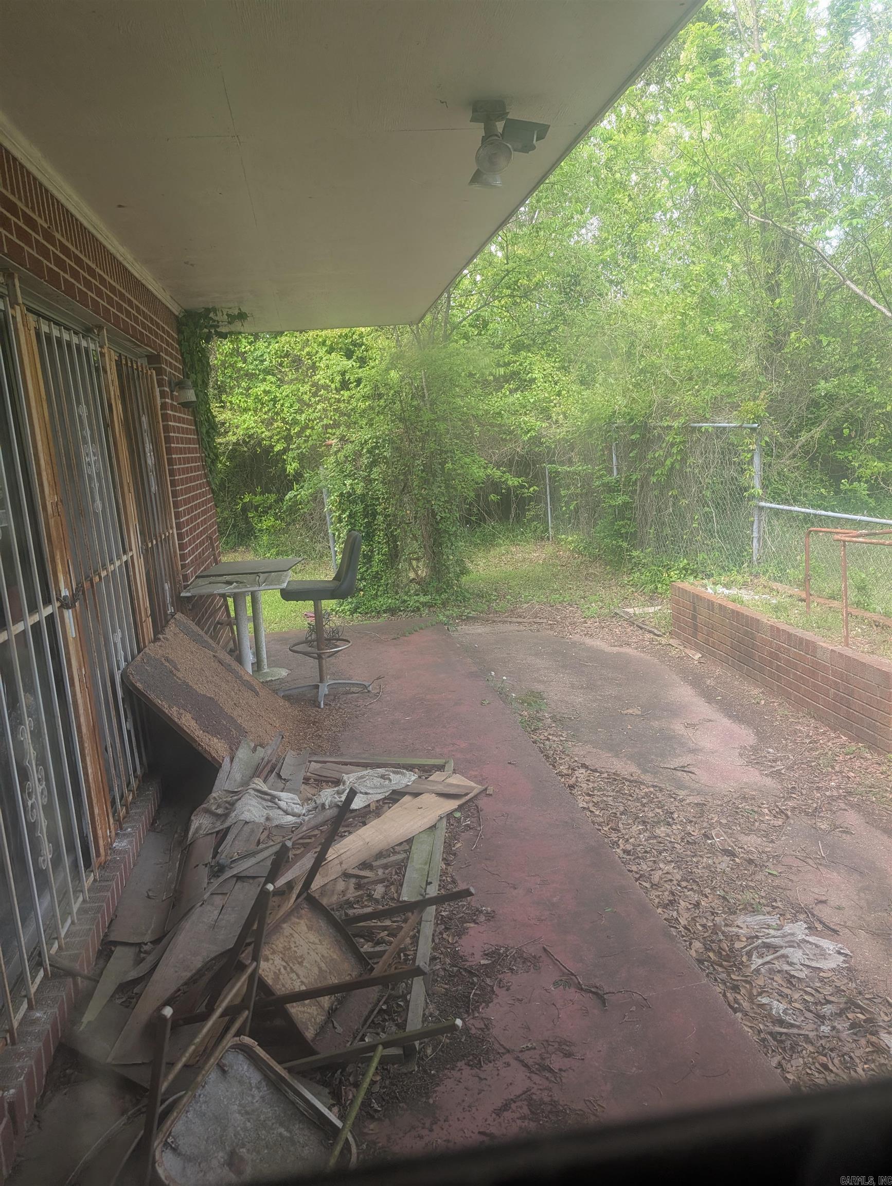 604 Short Ave Property Photo 9