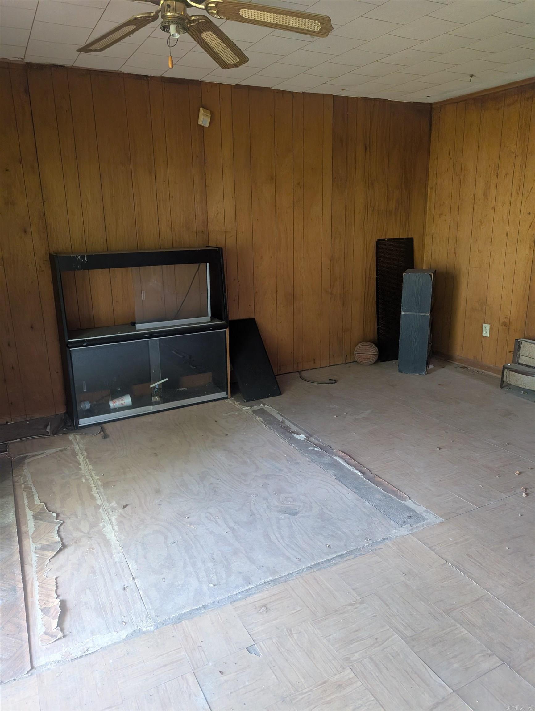 604 Short Ave Property Photo 19