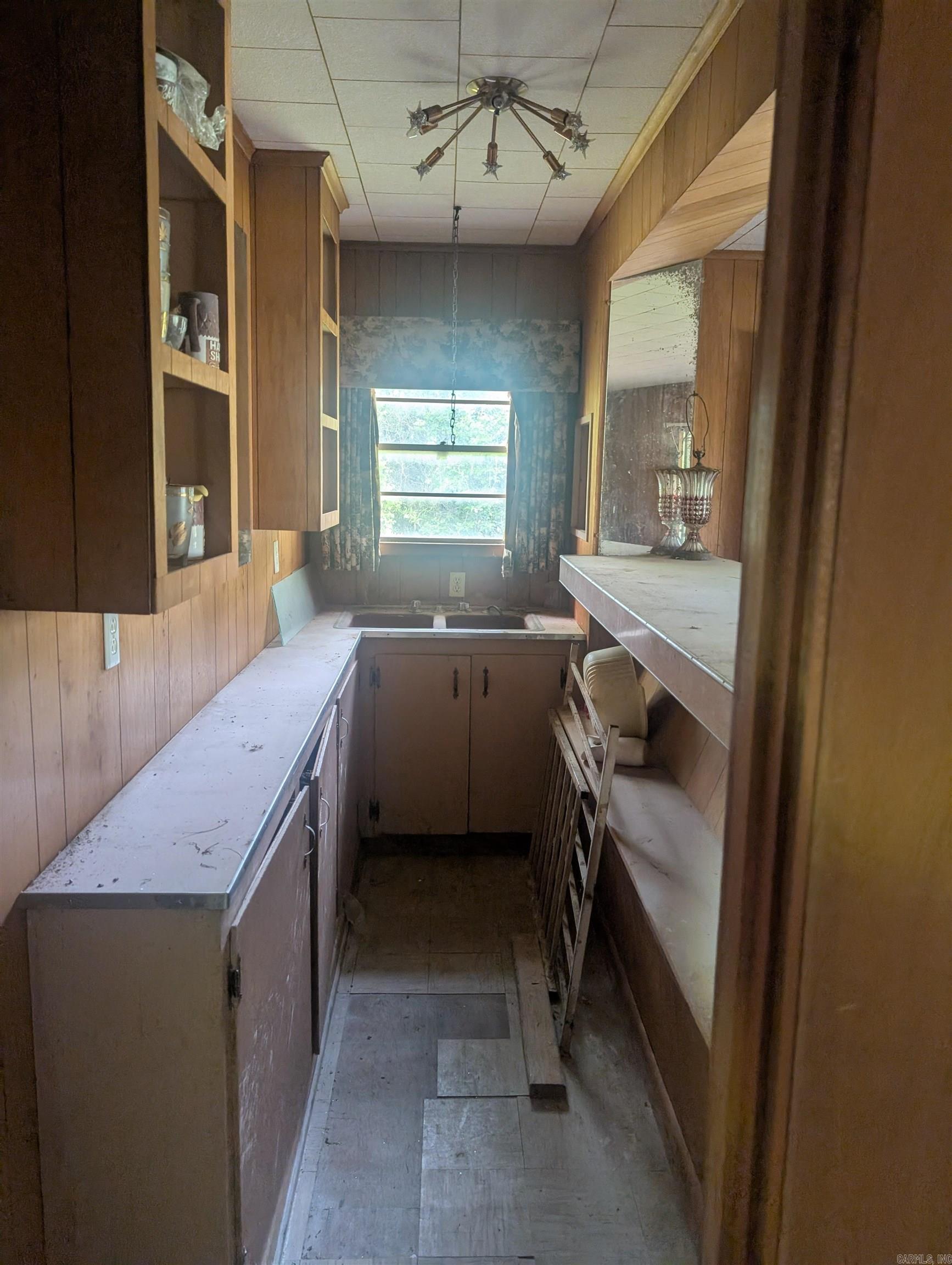 604 Short Ave Property Photo 23