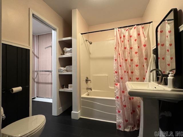 107 N Marr Street Property Photo 32
