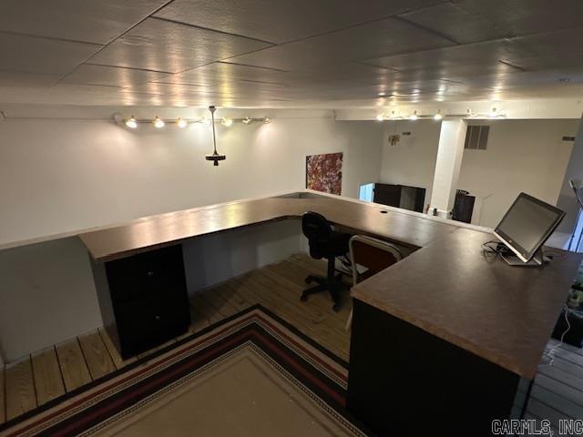 107 N Marr Street Property Photo 23