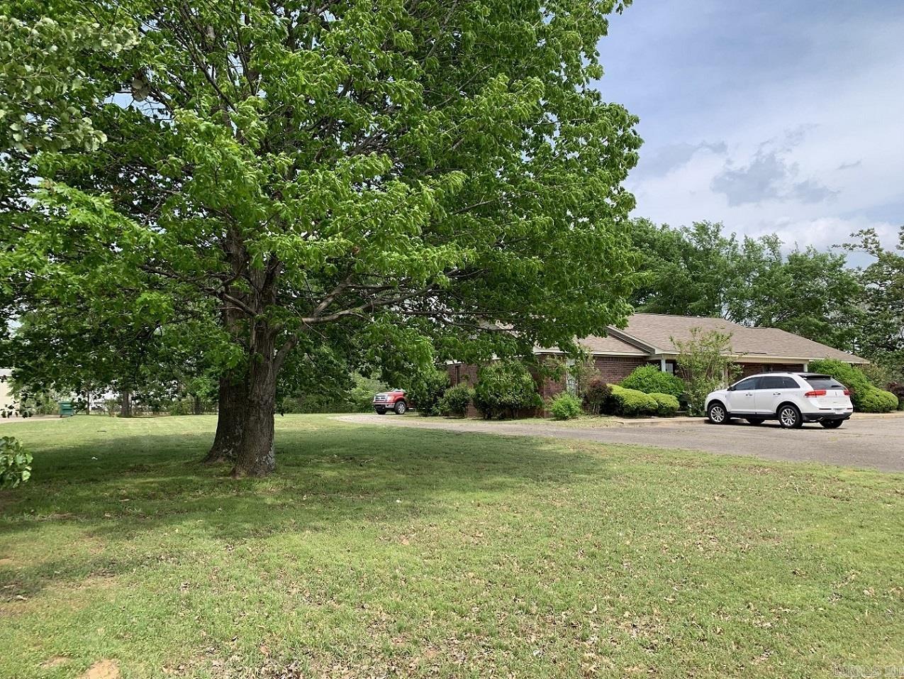 1311 E 16th Street Property Photo 18