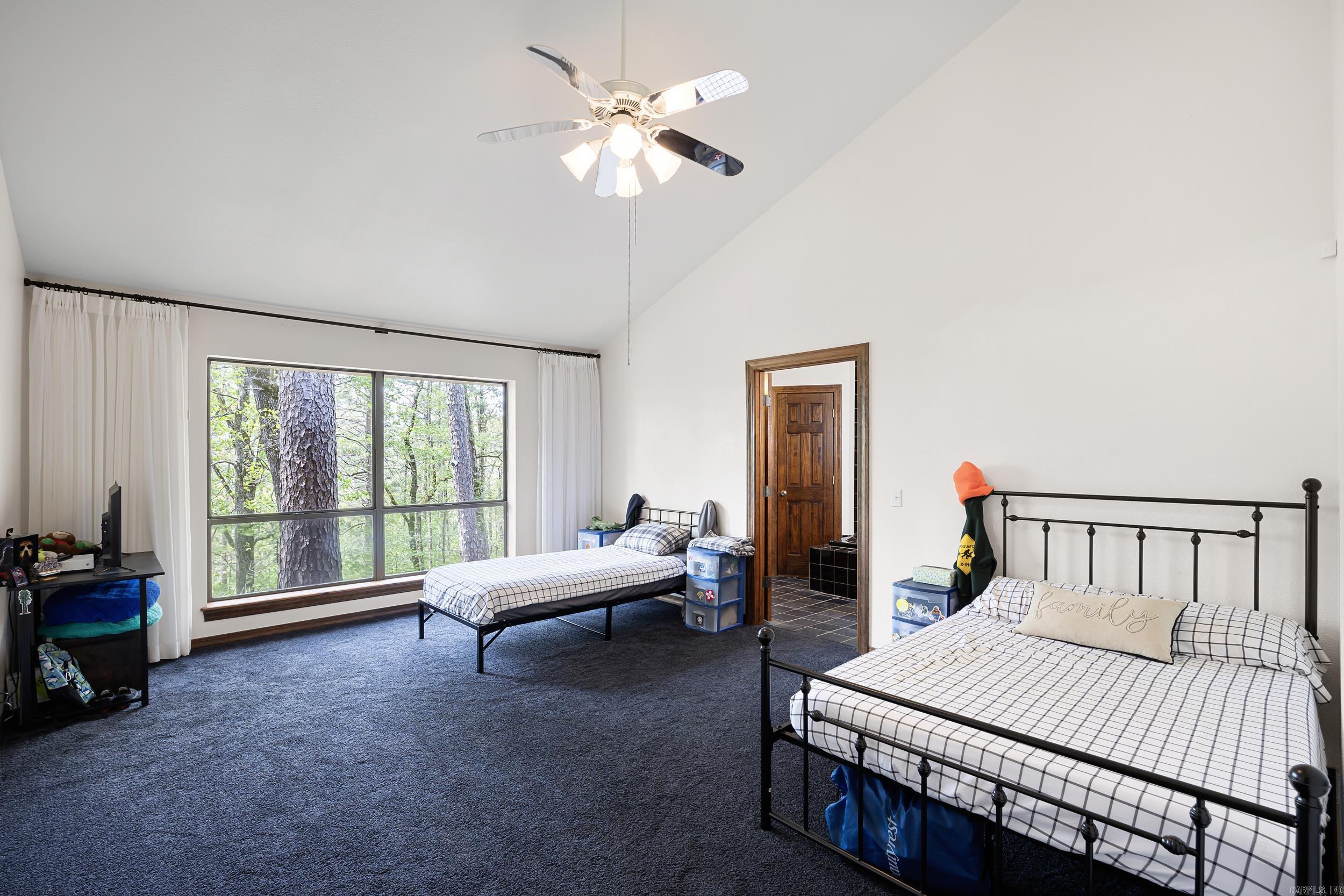 907 Smoke Tree Road Property Photo 26