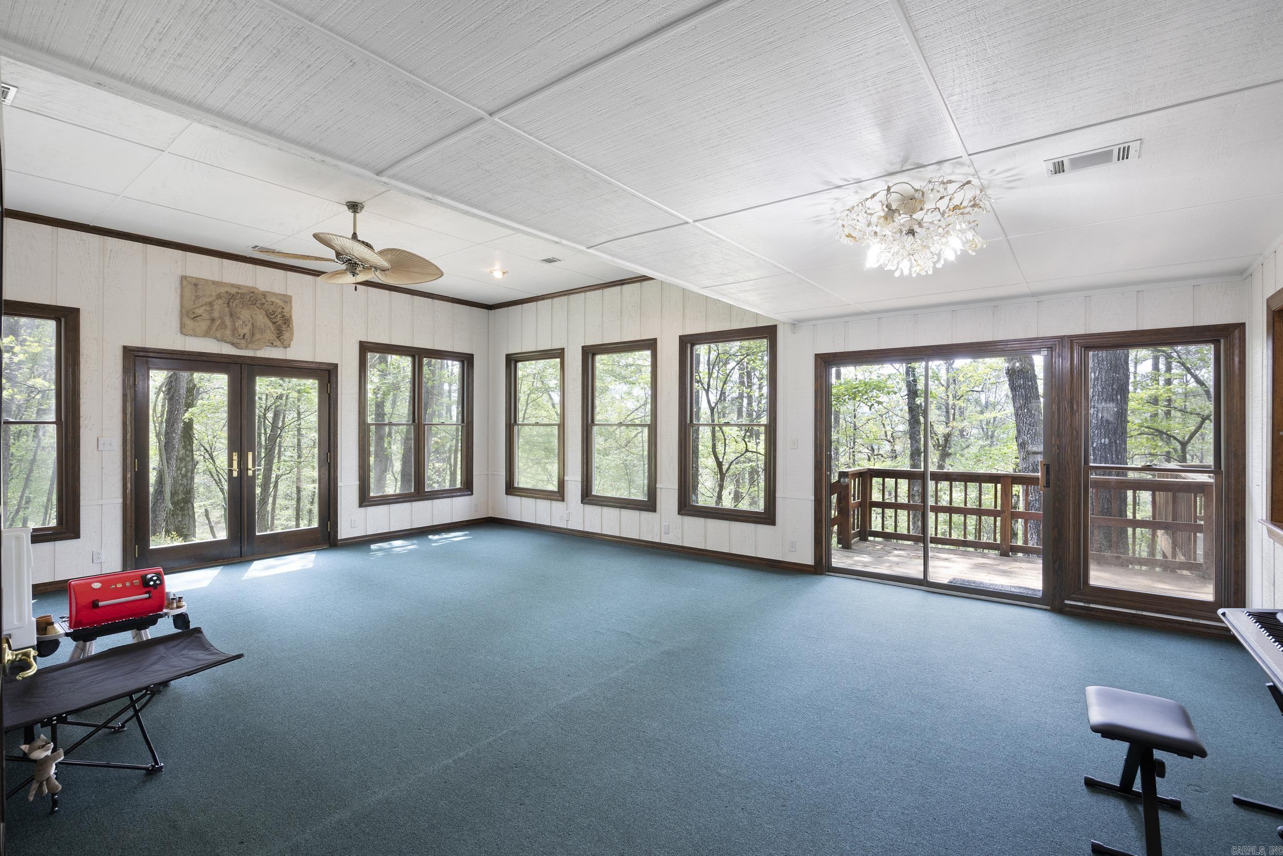 907 Smoke Tree Road Property Photo 34