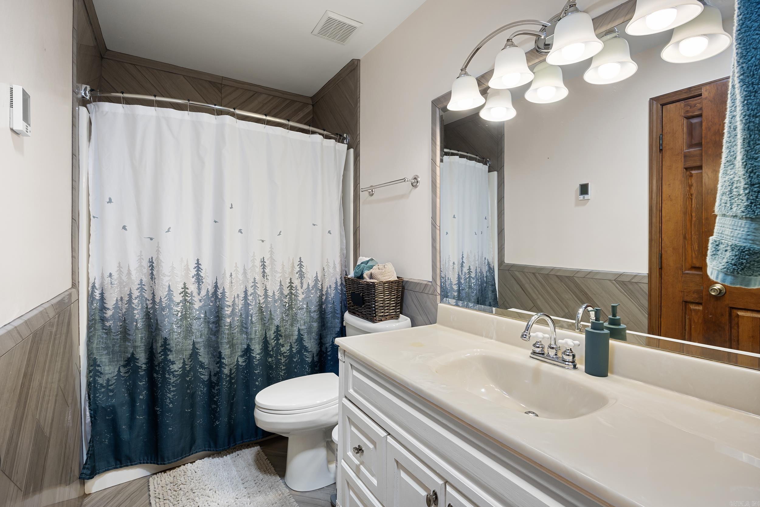 907 Smoke Tree Road Property Photo 39