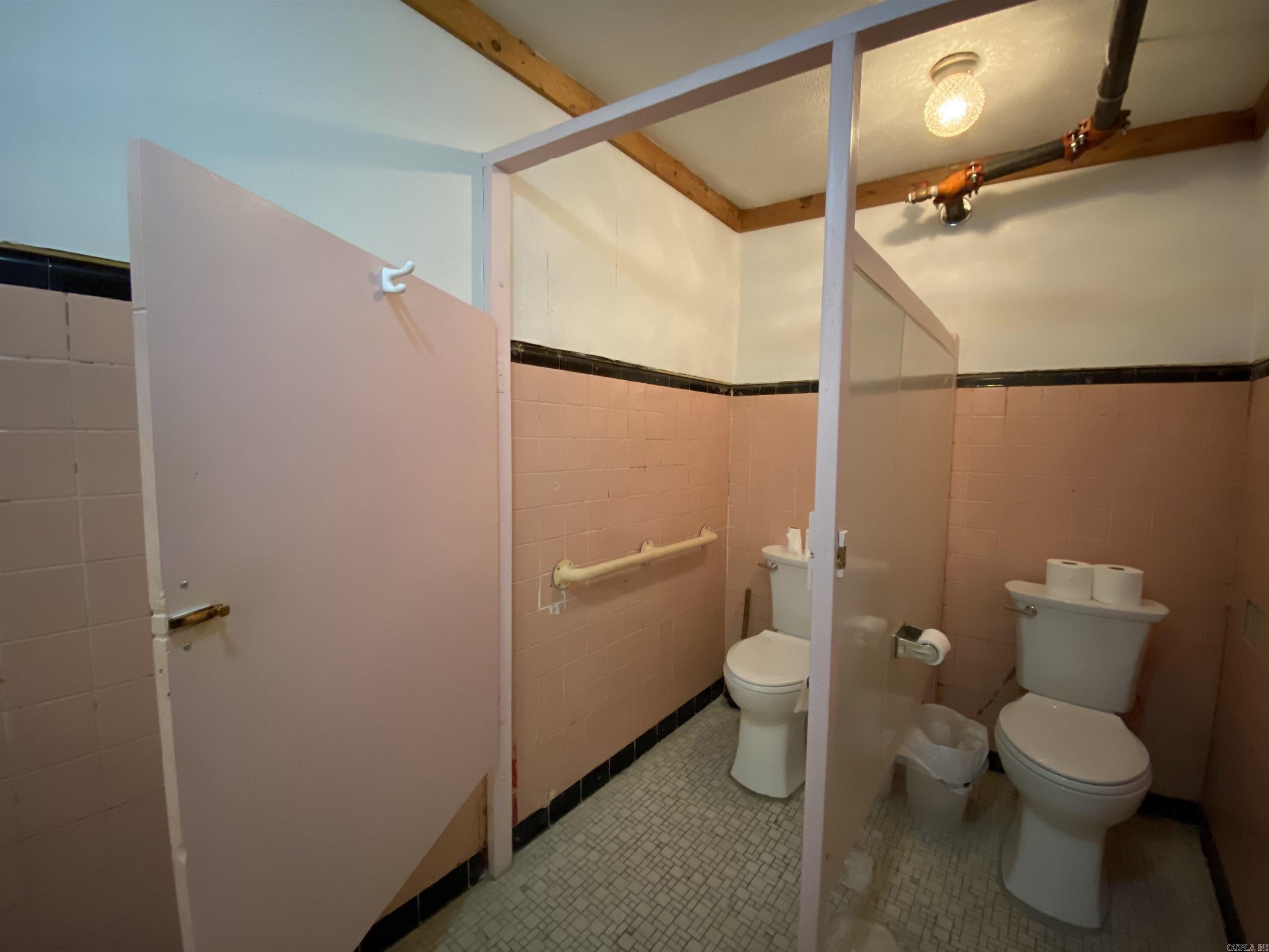 1008 Central Avenue Property Photo 26