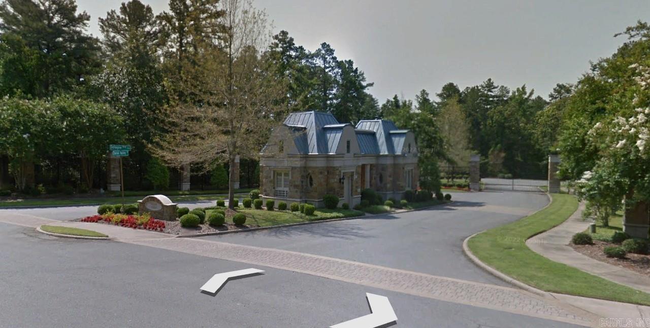 12 Sologne Circle Property Photo 1