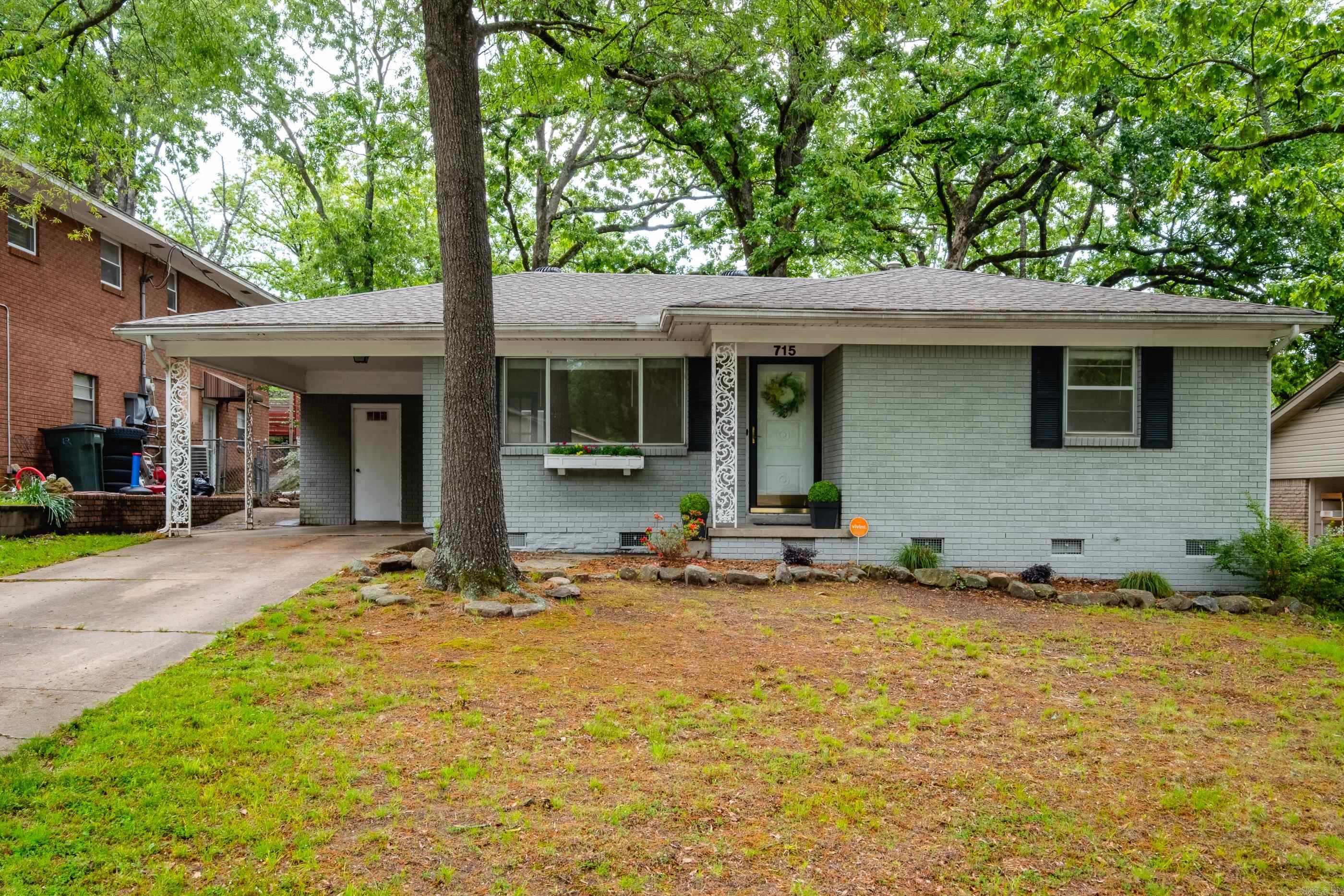 715 N Coolidge Street Property Photo 1