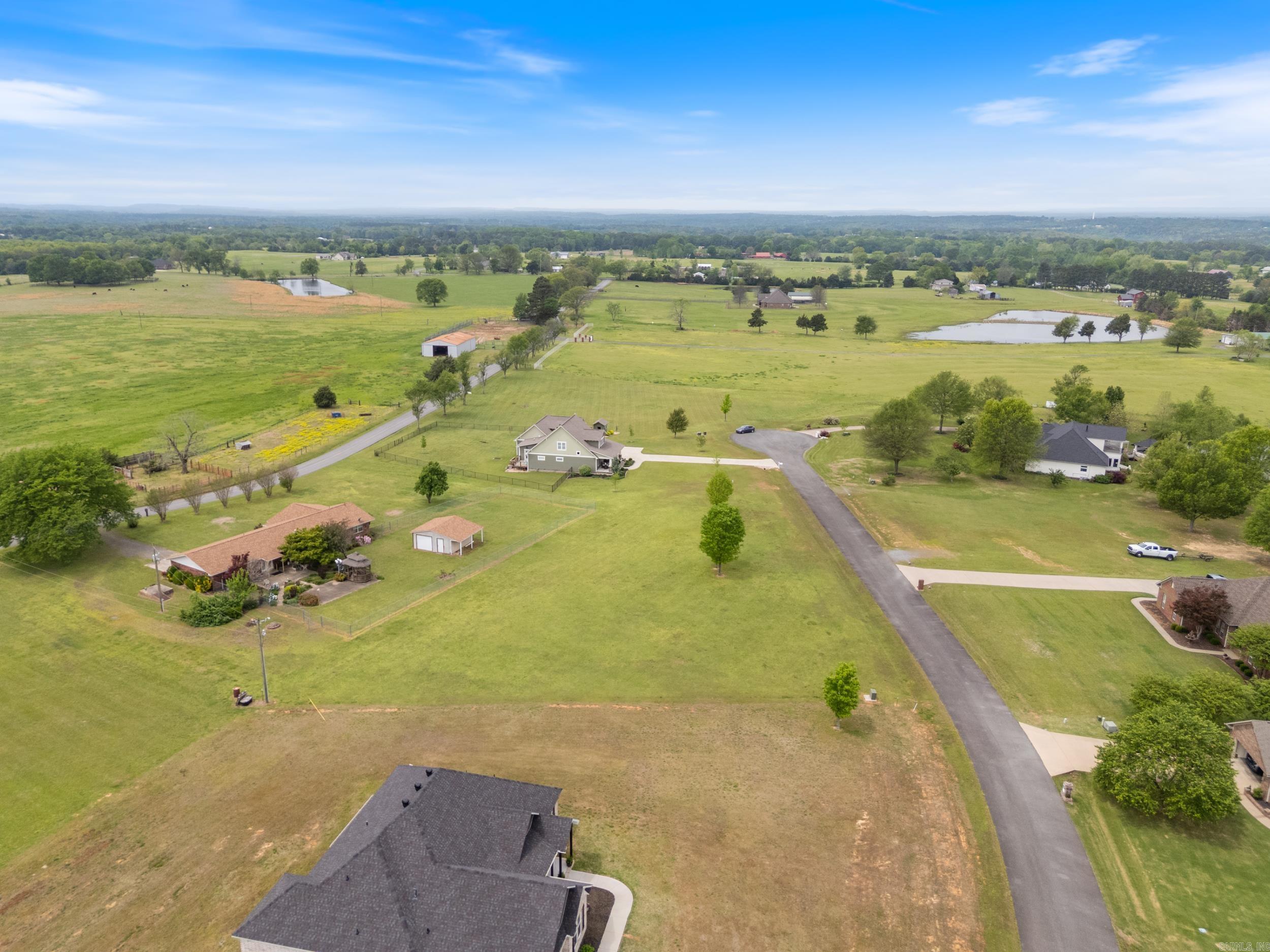99 Win Meadow Lane Property Photo 13