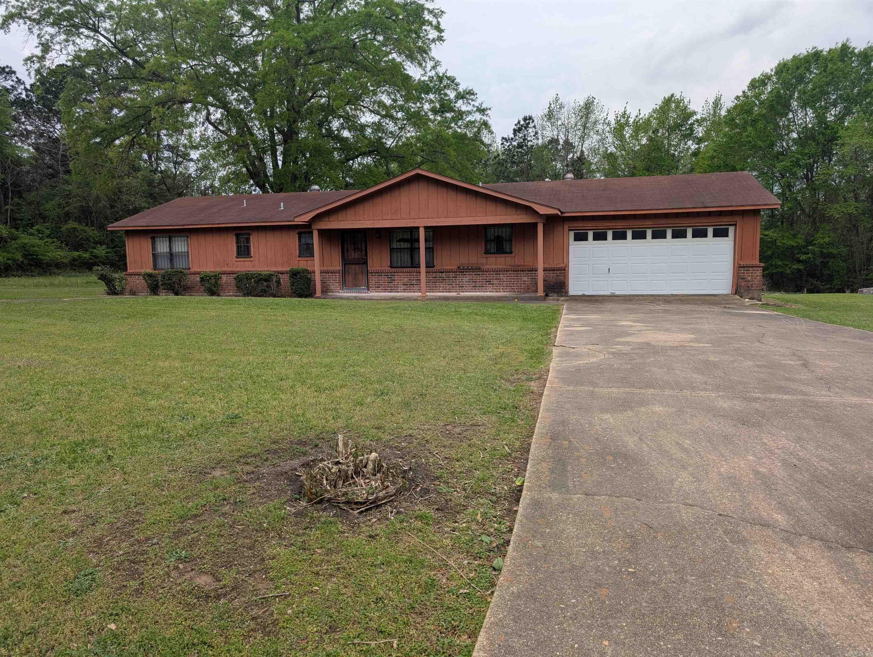 3062 Mount Holly Rd Property Photo 1