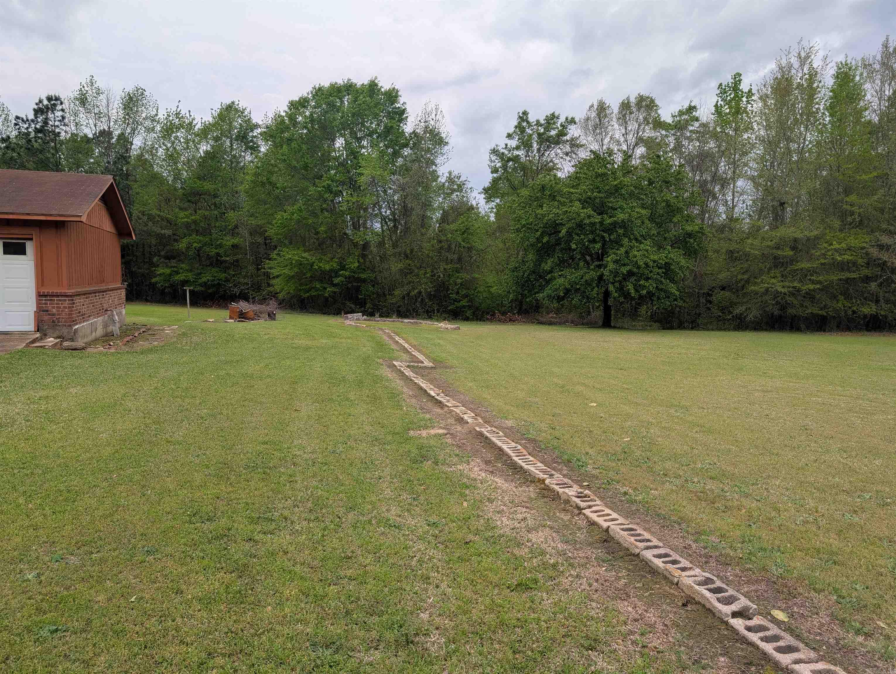 3062 Mount Holly Rd Property Photo 5
