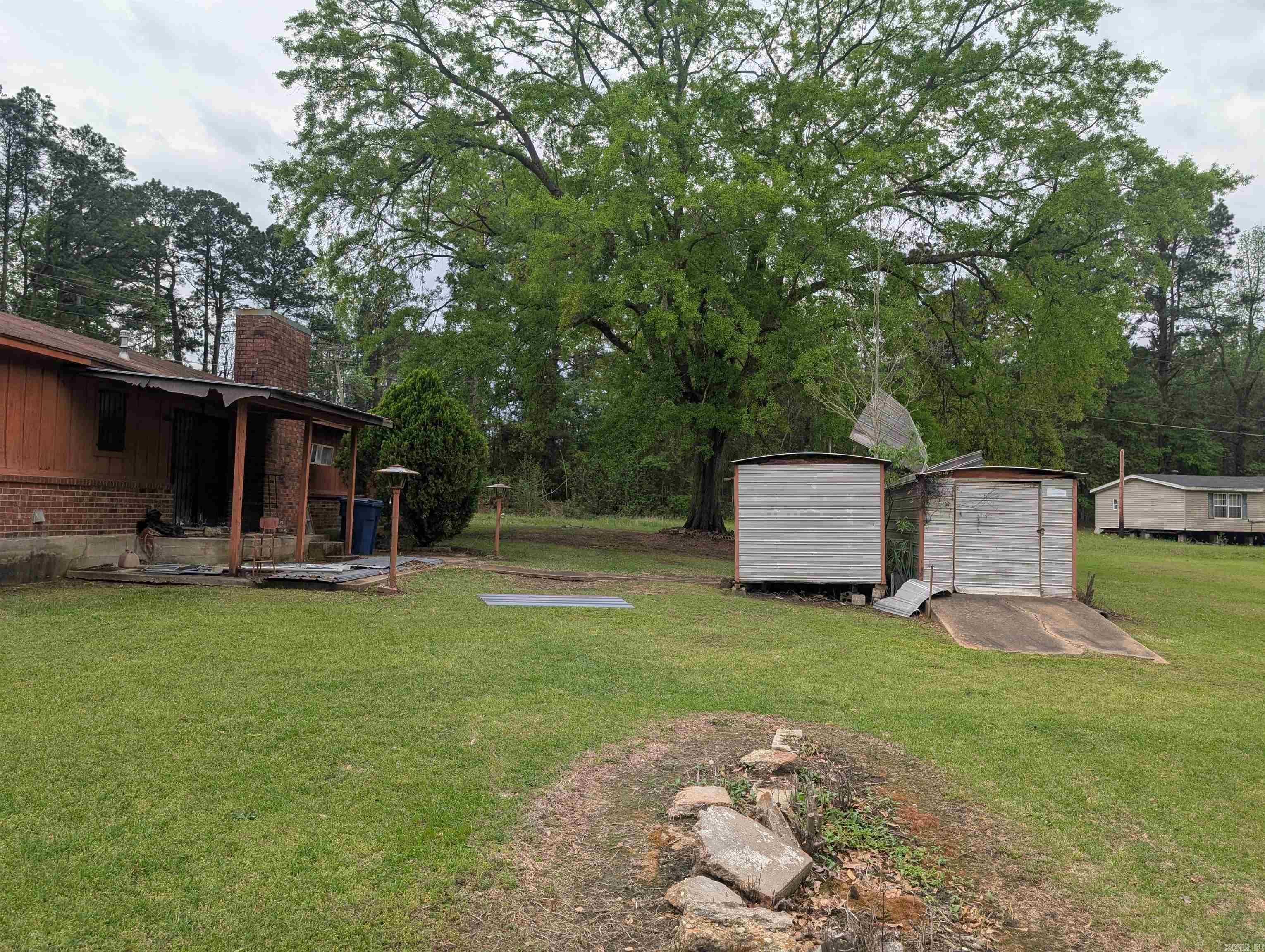 3062 Mount Holly Rd Property Photo 8