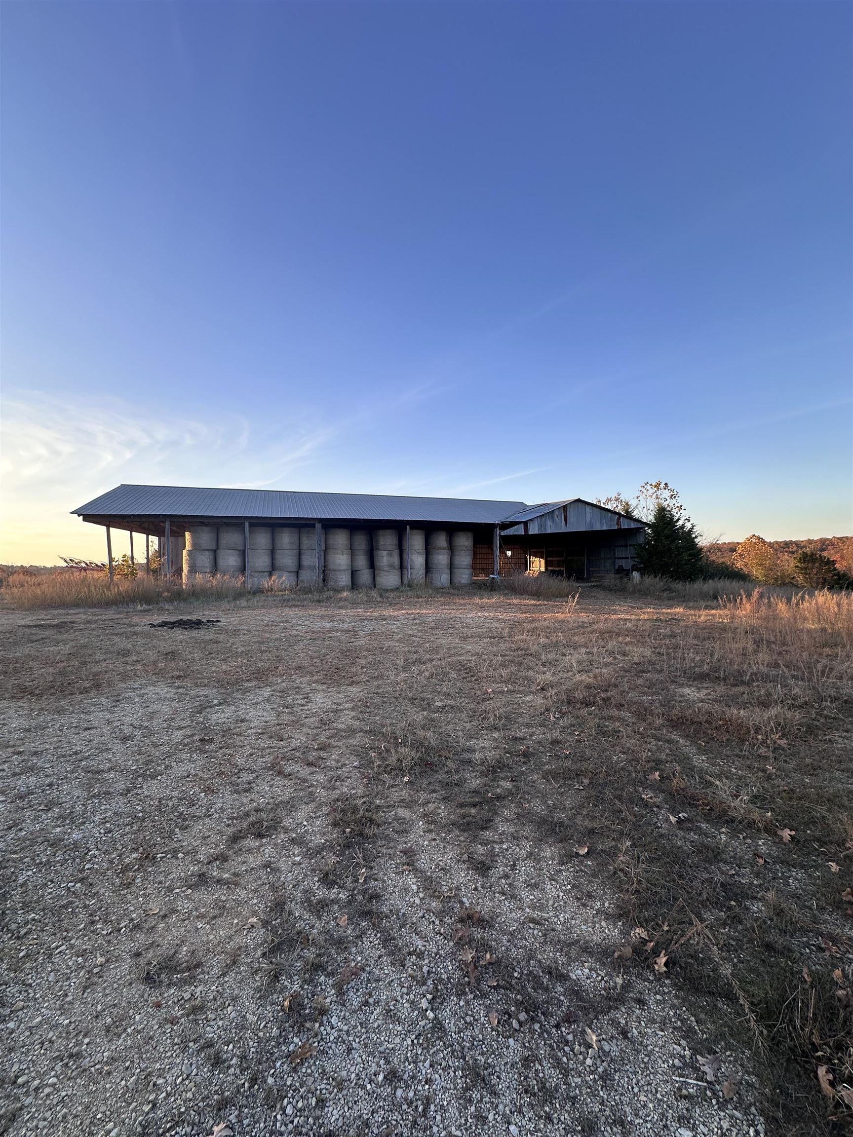 Moonlight Road Property Photo 2
