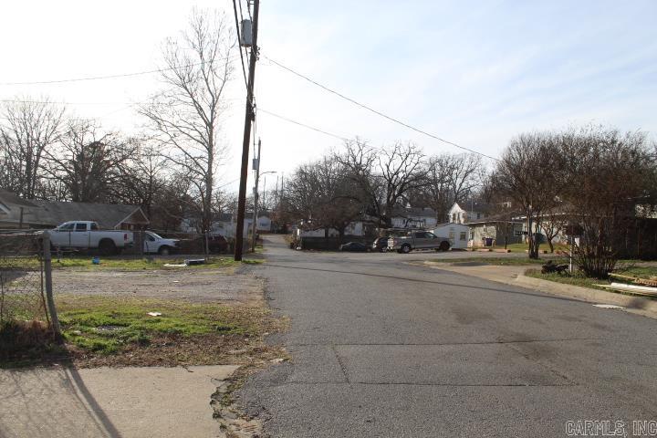 1214 W 48th Street Property Photo 2