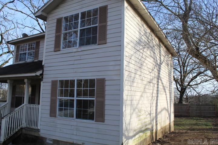 1214 W 48th Street Property Photo 4