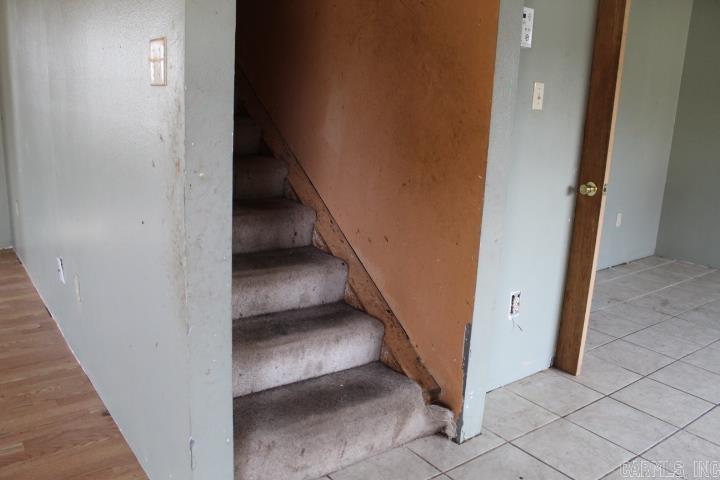 1214 W 48th Street Property Photo 11