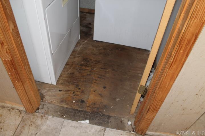 1214 W 48th Street Property Photo 22