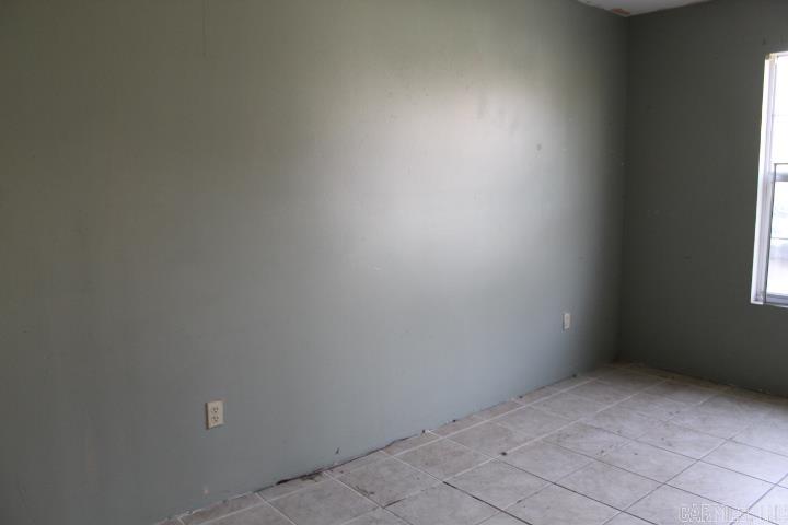1214 W 48th Street Property Photo 27