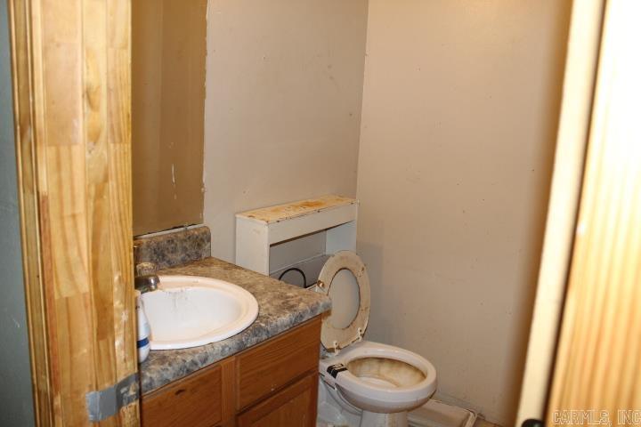 1214 W 48th Street Property Photo 29