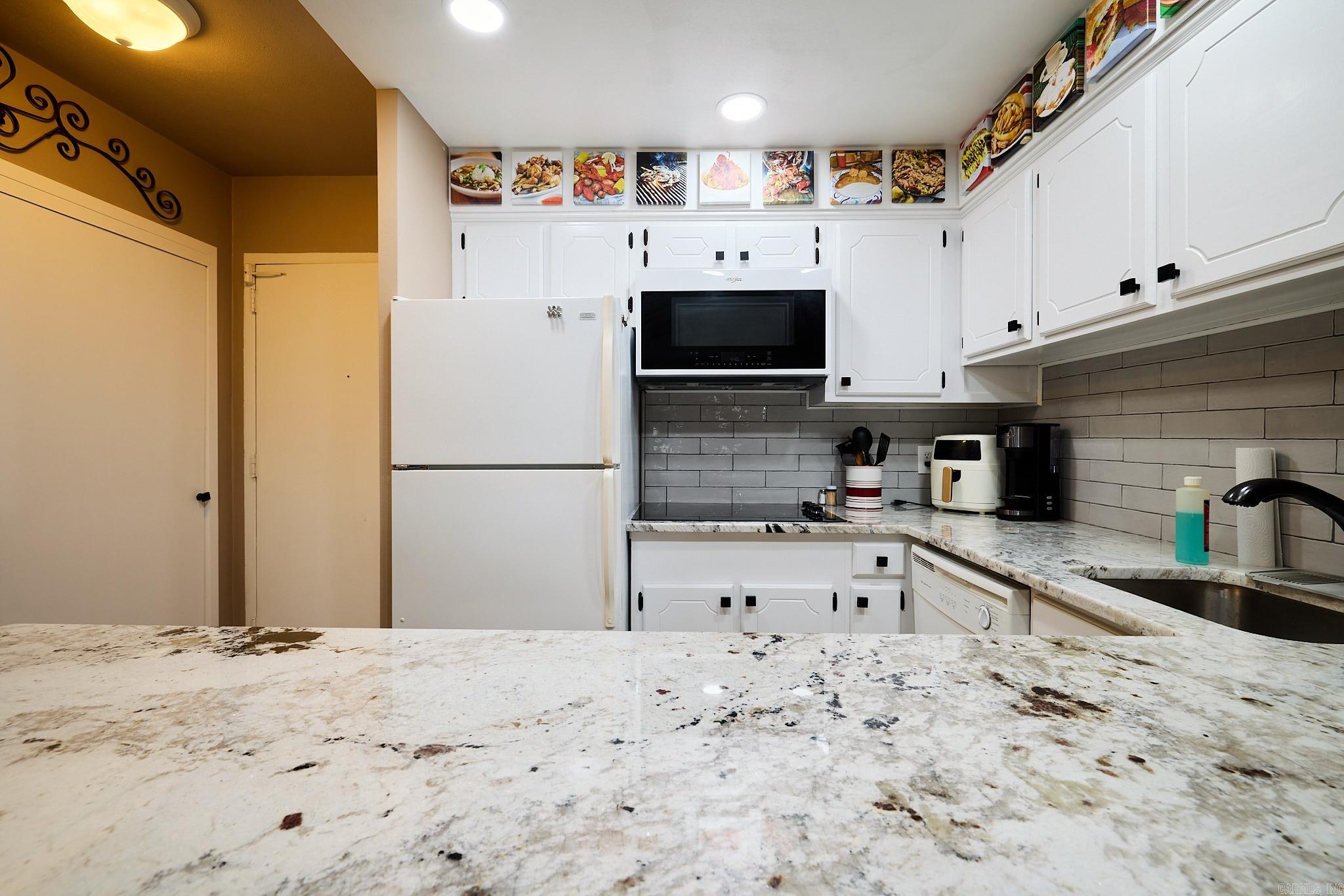 740 Weston Road A-508 Property Photo 5
