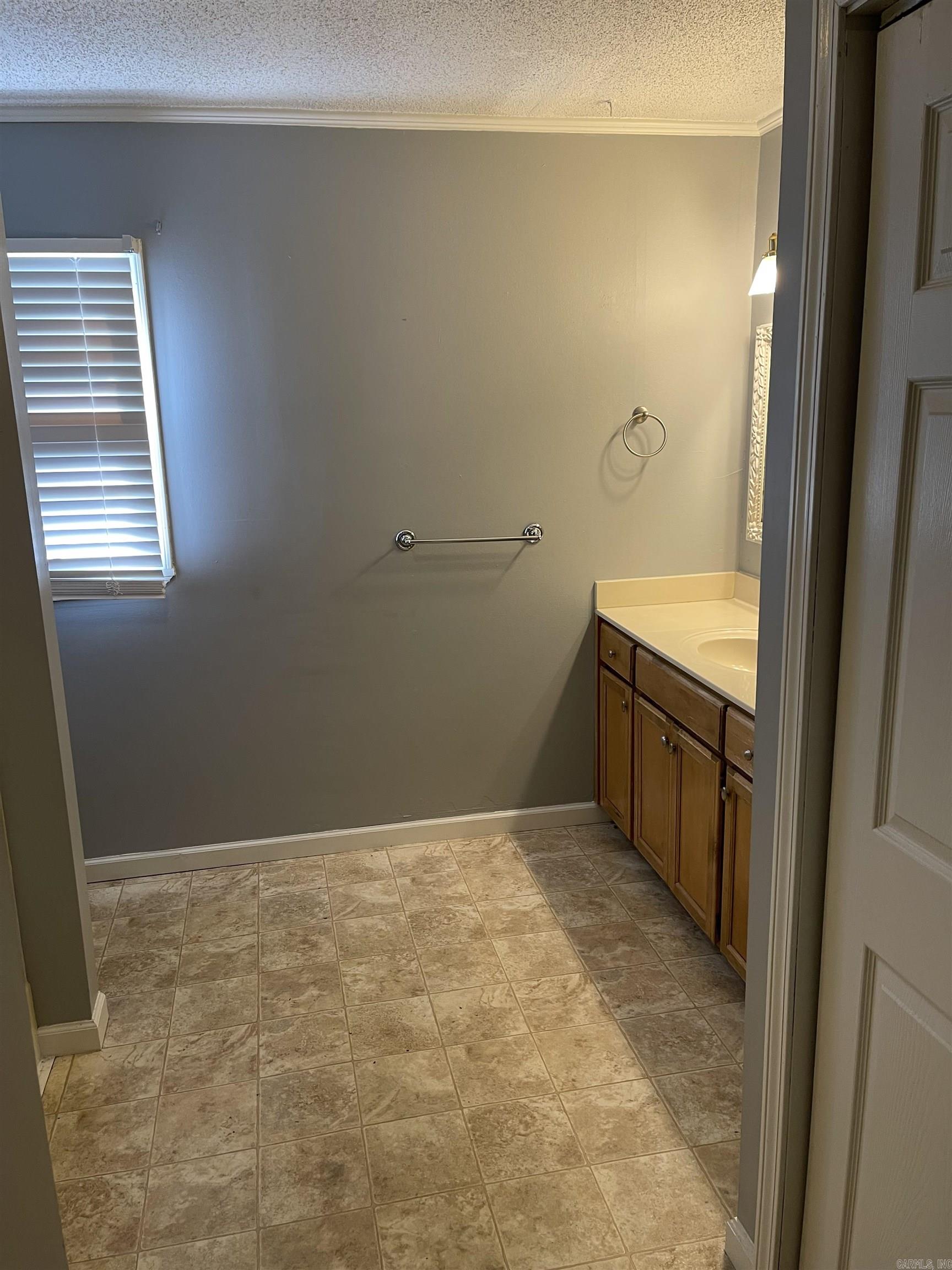 108 Nathan Dr Property Photo 11