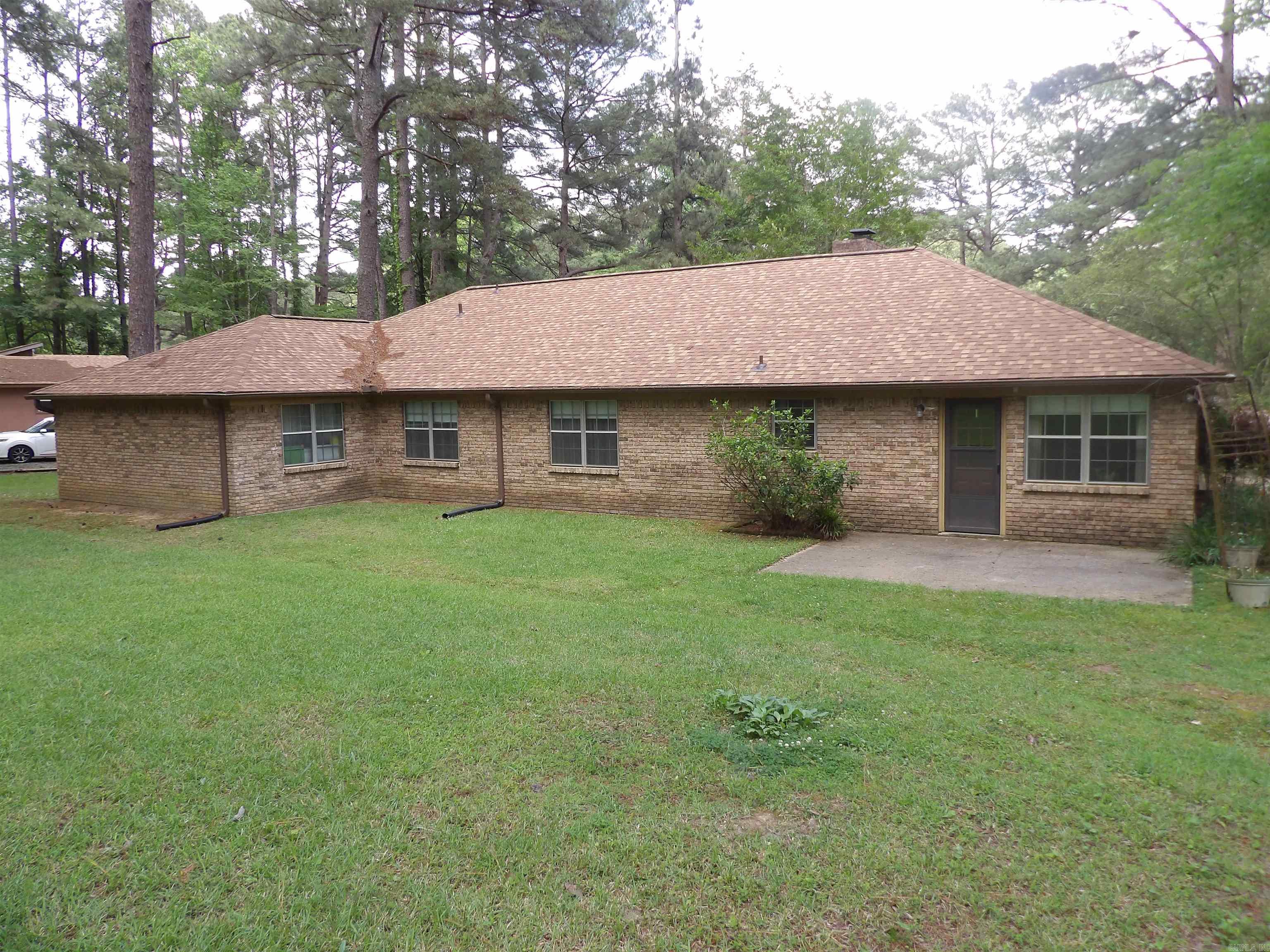 246 Tracy Drive Property Photo 2