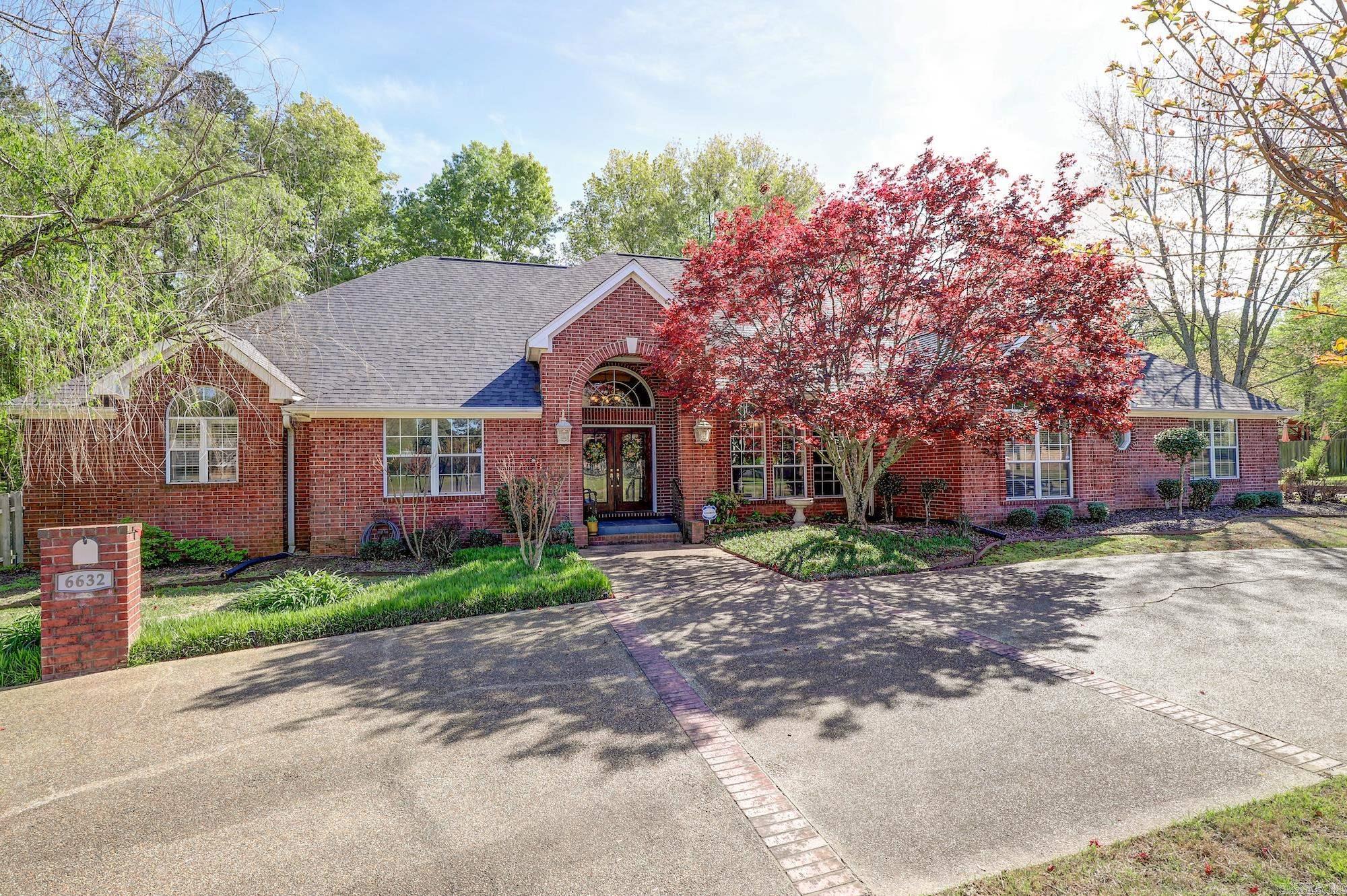 6632 Lakeridge Drive Property Photo 1