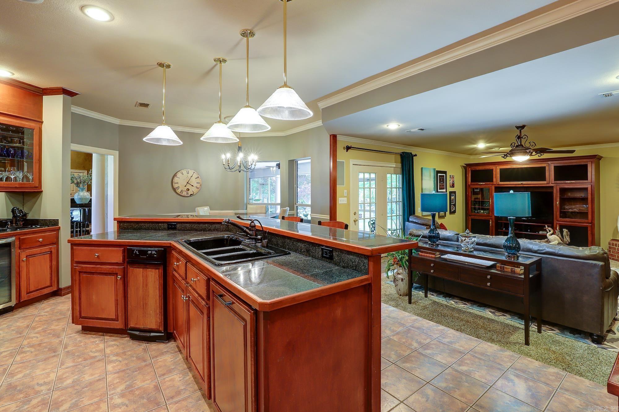 6632 Lakeridge Drive Property Photo 11