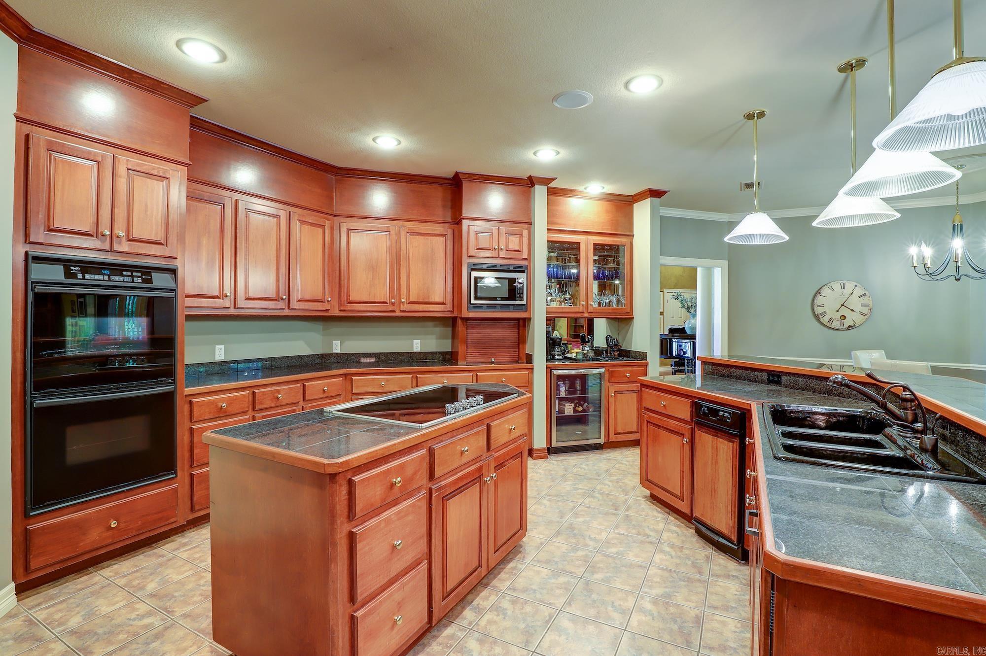 6632 Lakeridge Drive Property Photo 12