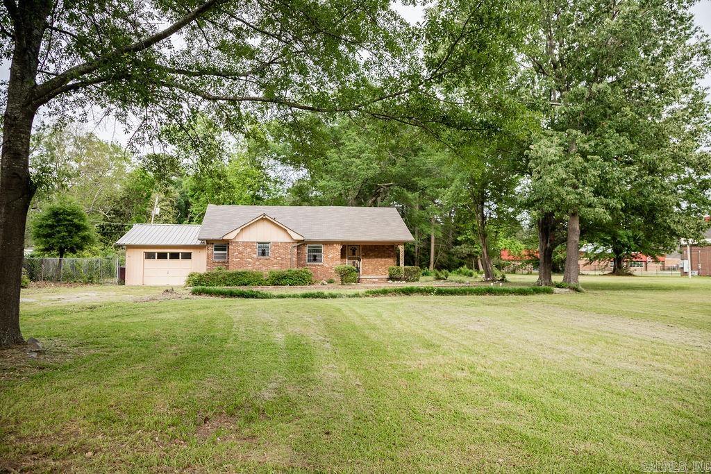3801 S Hazel Property Photo 3