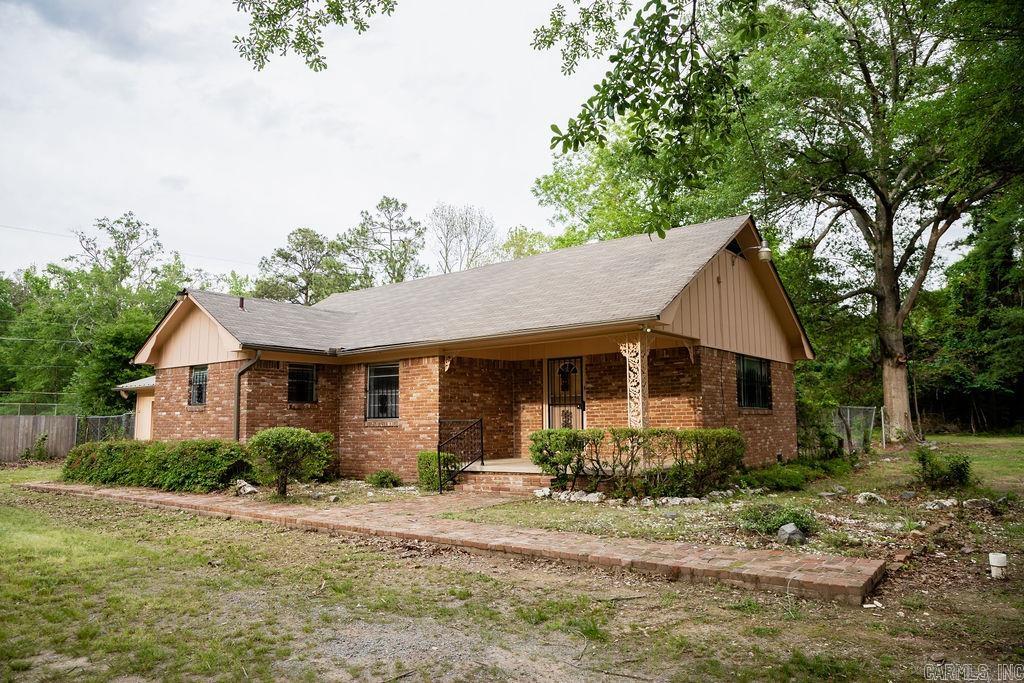 3801 S Hazel Property Photo 5