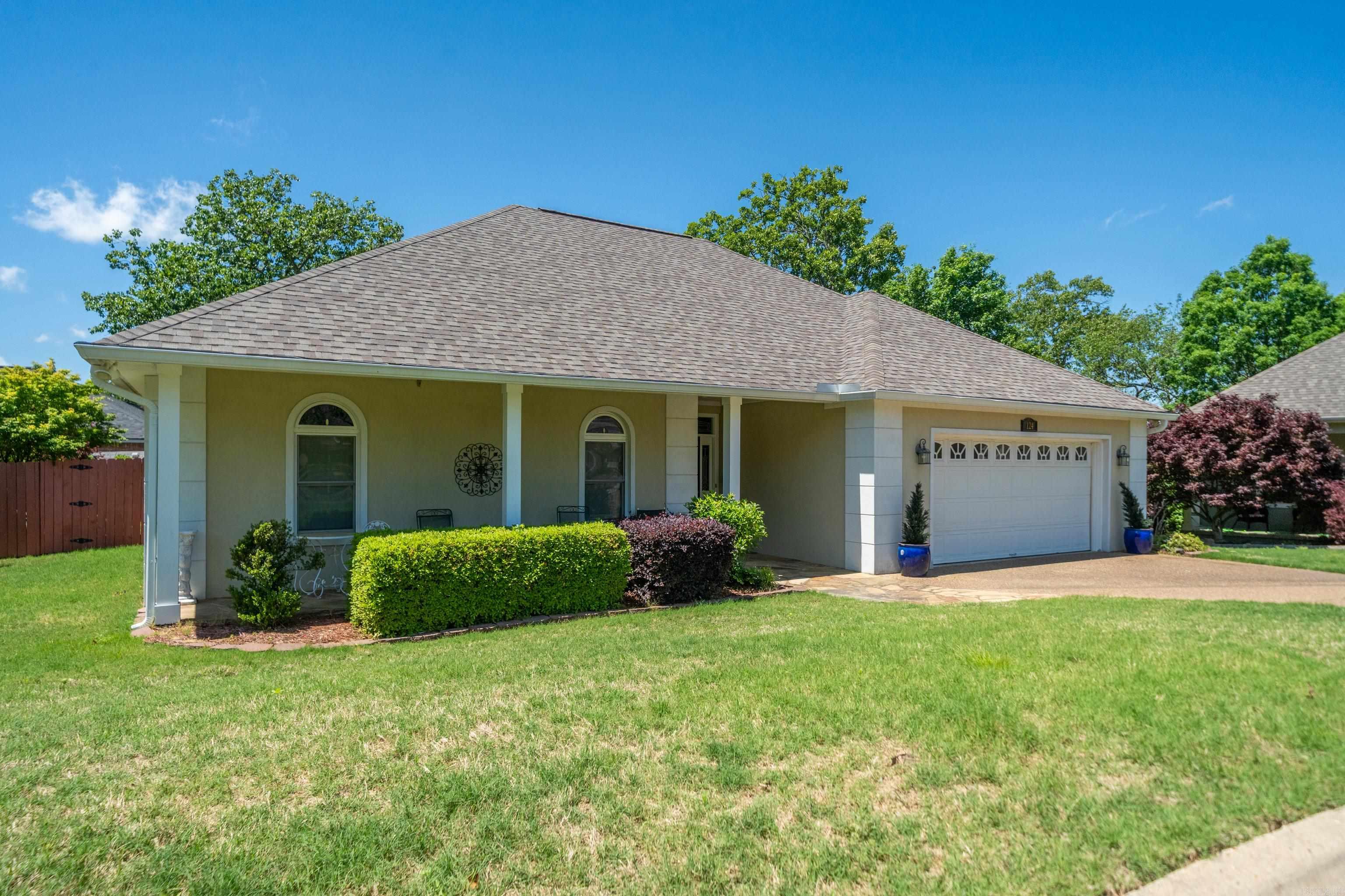124 Garden View Property Photo 4