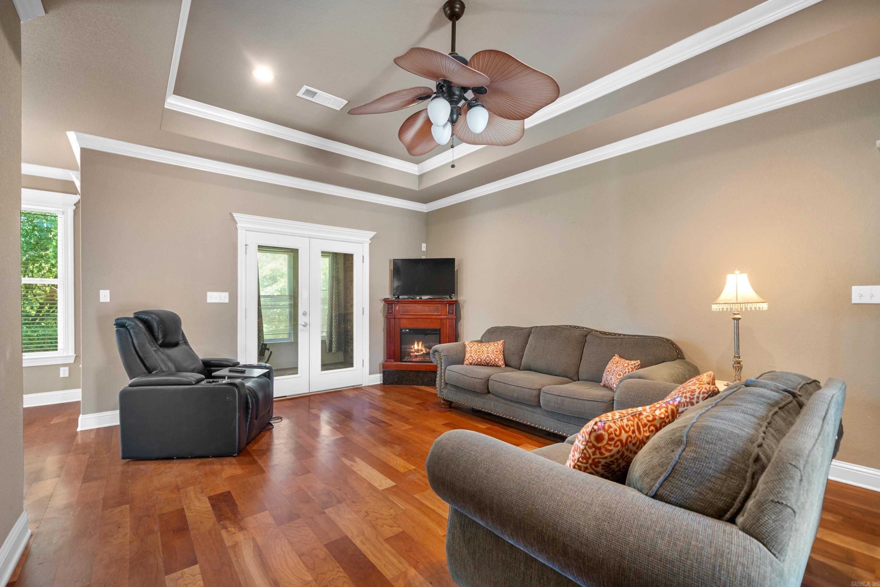 124 Garden View Property Photo 9