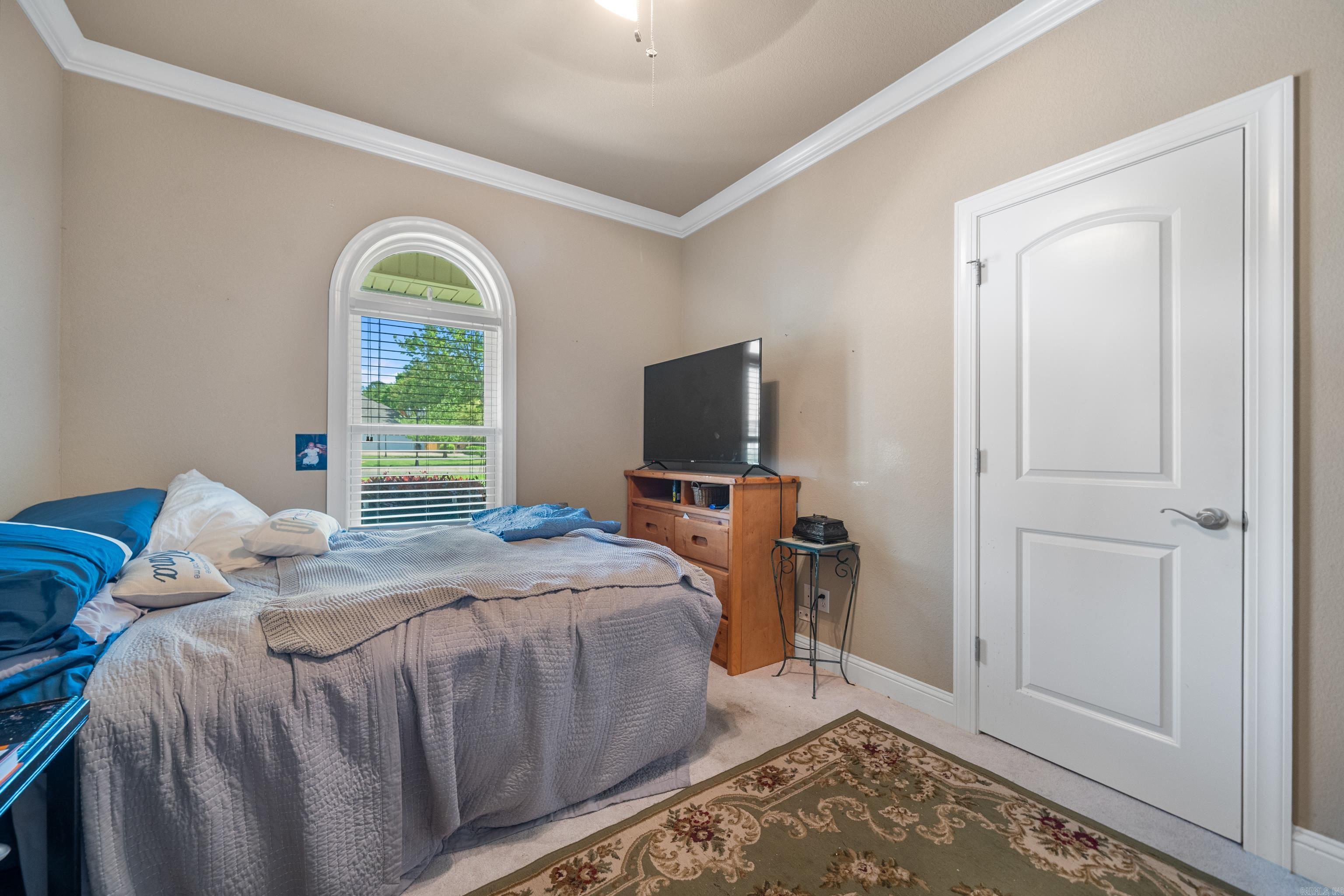 124 Garden View Property Photo 29