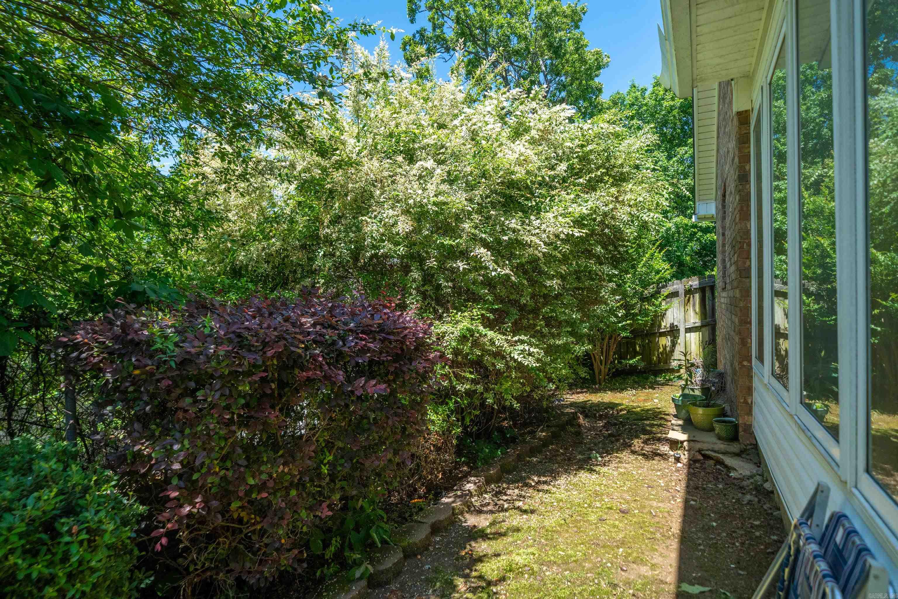 124 Garden View Property Photo 39
