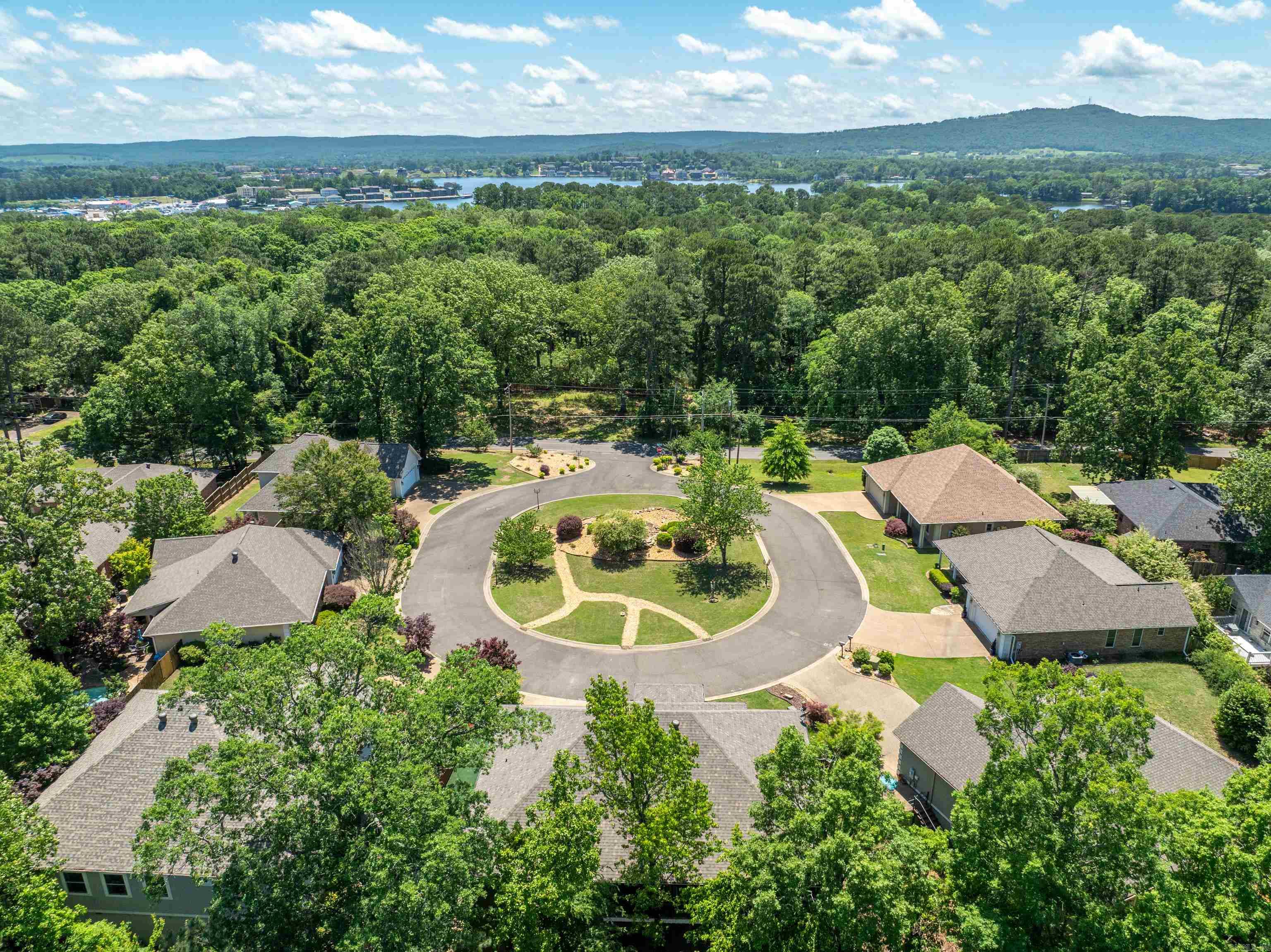 124 Garden View Property Photo 40