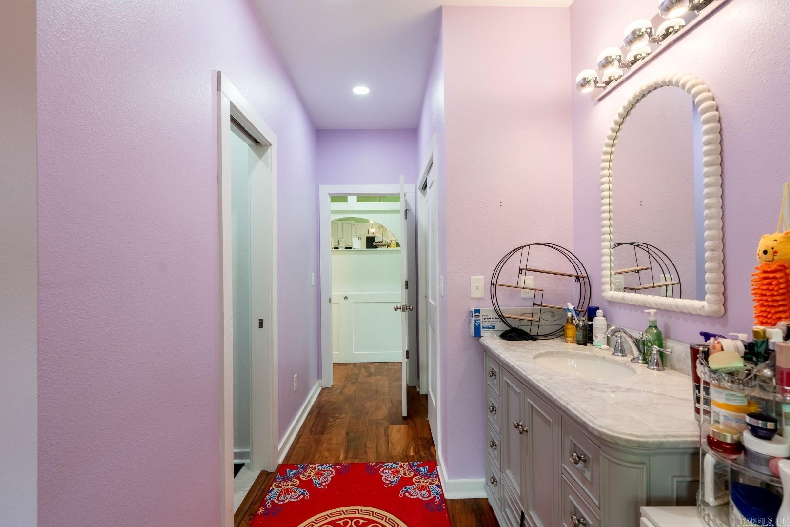 601 River Drive Property Photo 18